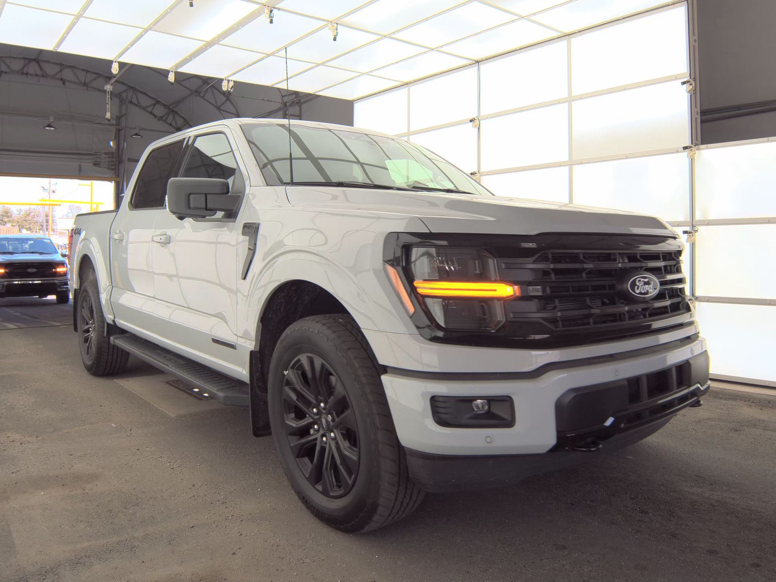 2024 Ford F-150 Hybrid XLT AWD