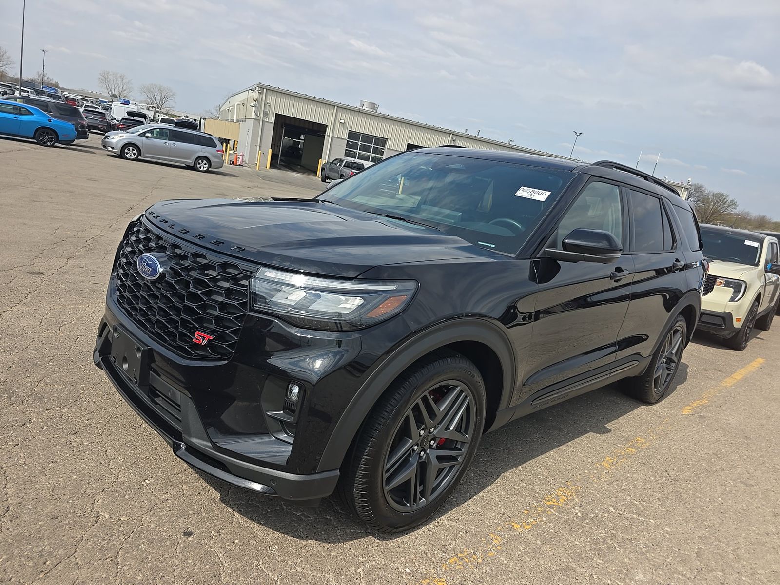 2025 Ford Explorer ST AWD