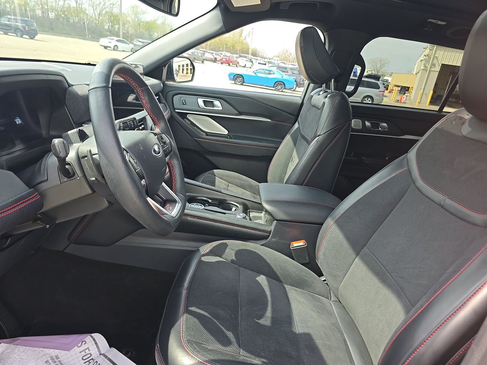 2025 Ford Explorer ST AWD