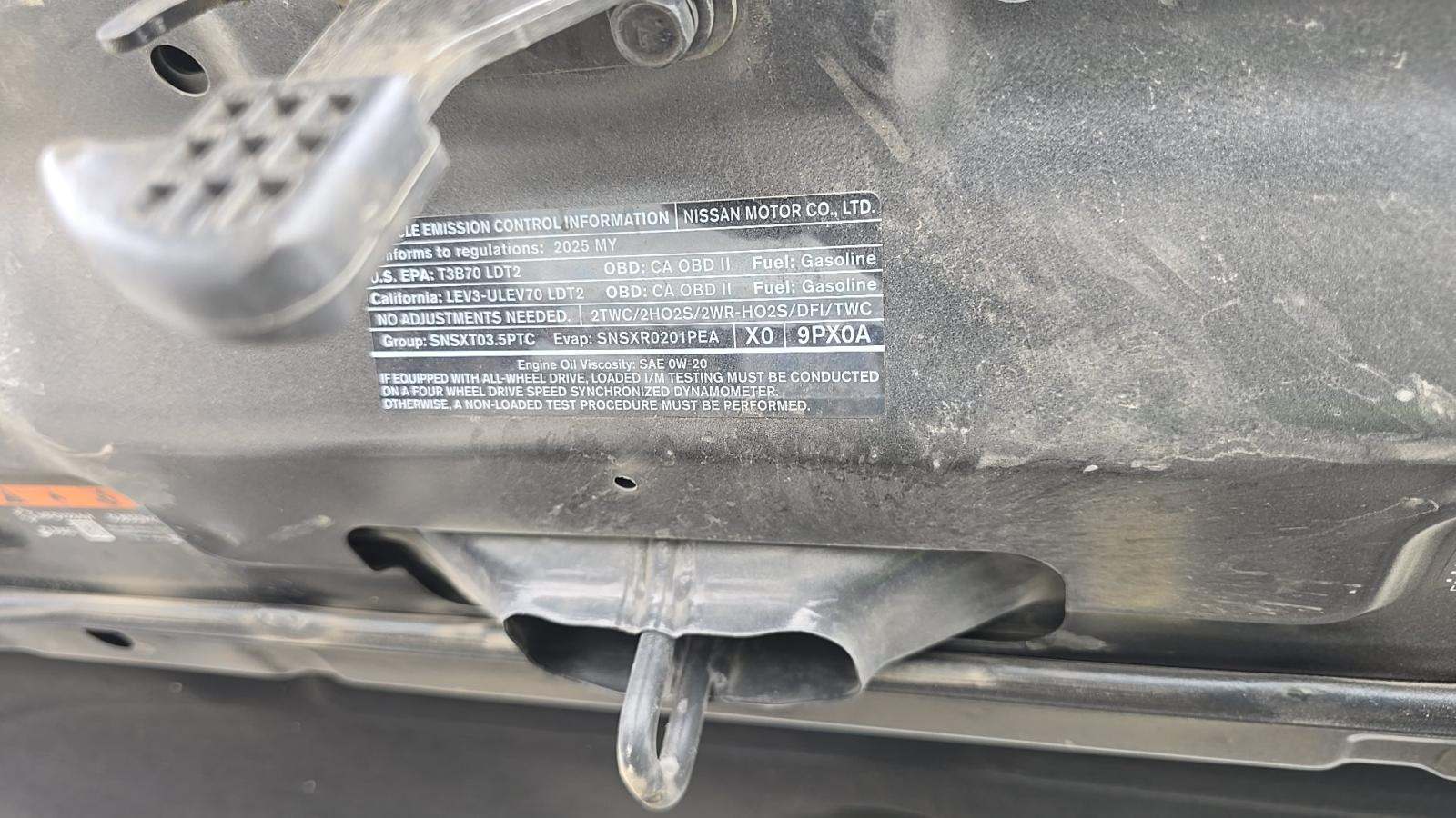 2025 Nissan Pathfinder SV AWD