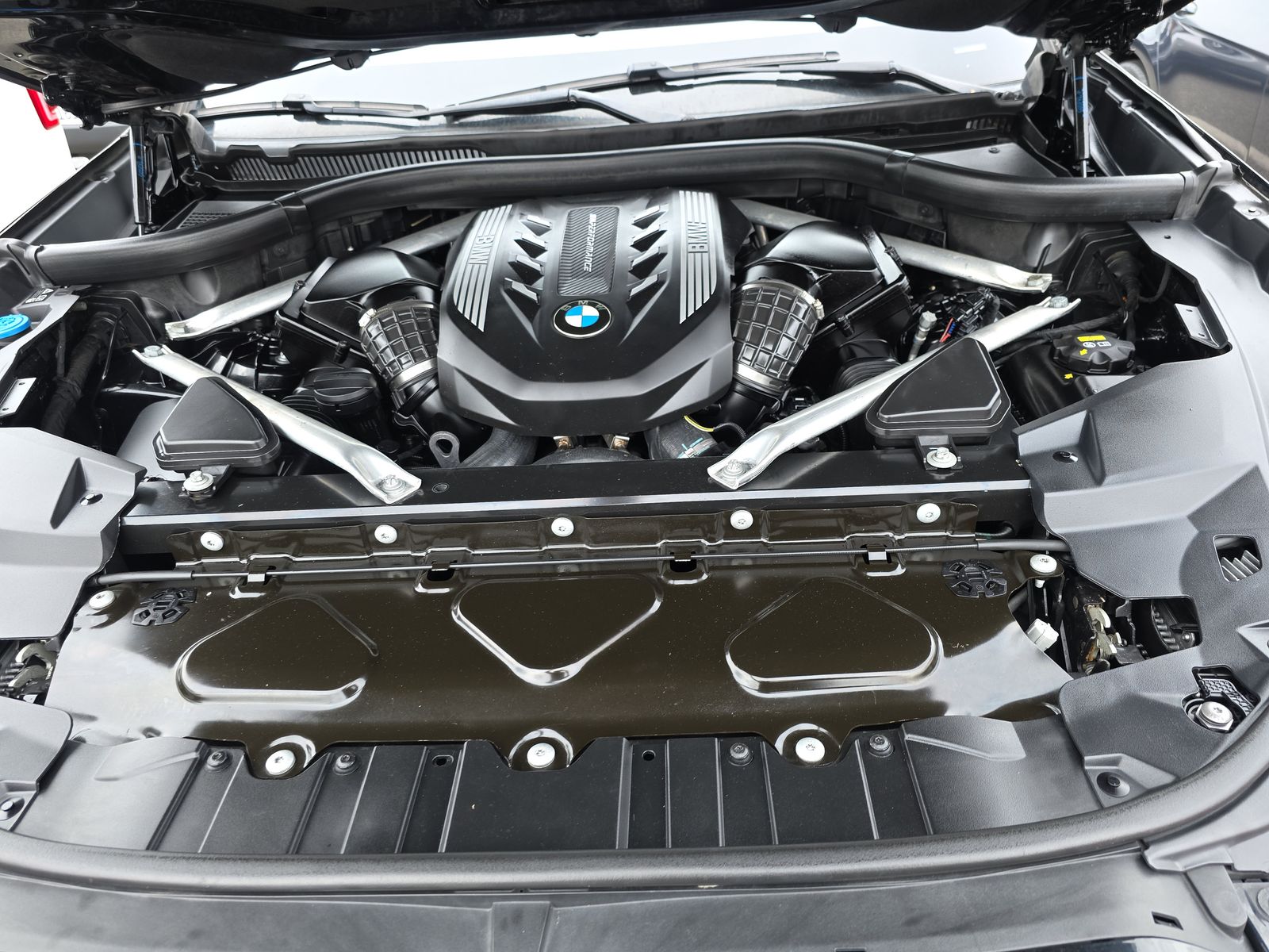 2020 BMW X5 M50i AWD