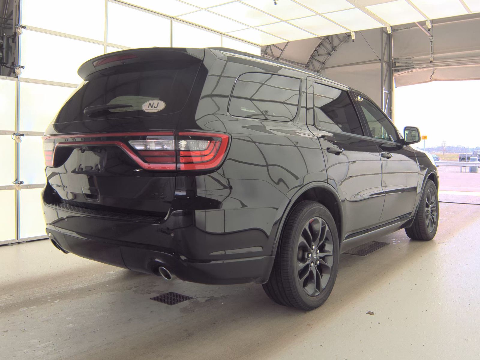 DODGE CHALLENGER - 6