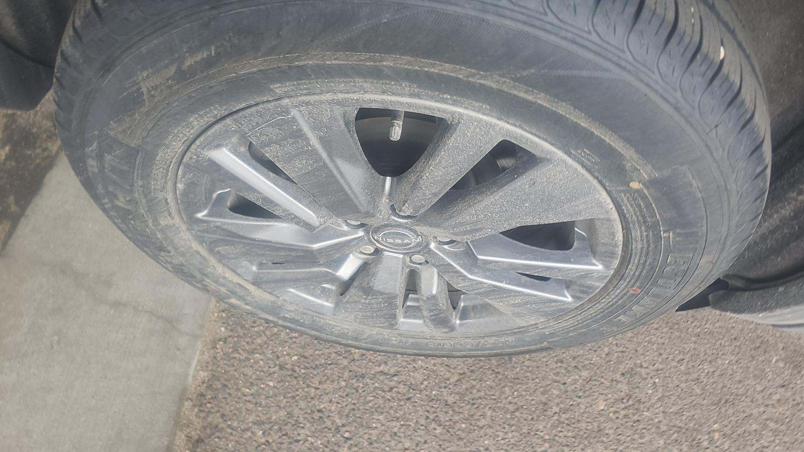 2025 Nissan Pathfinder SV AWD