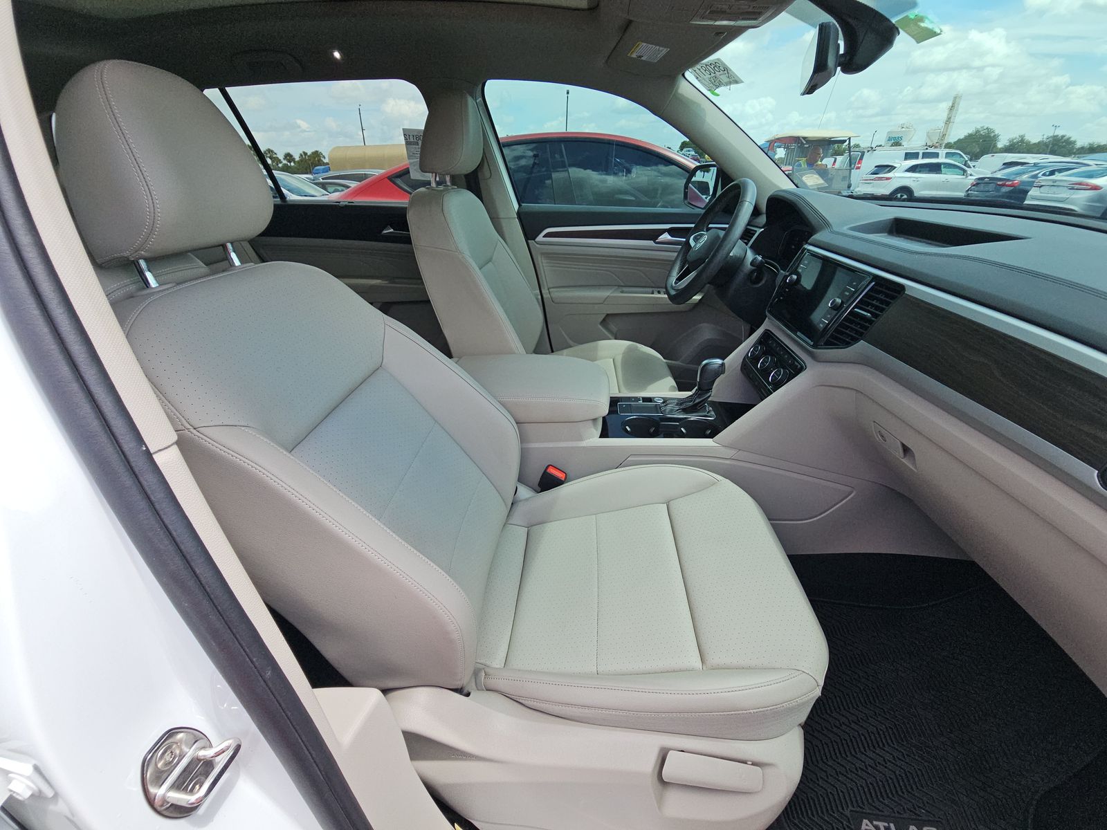 2022 Volkswagen Atlas 3.6L SE FWD