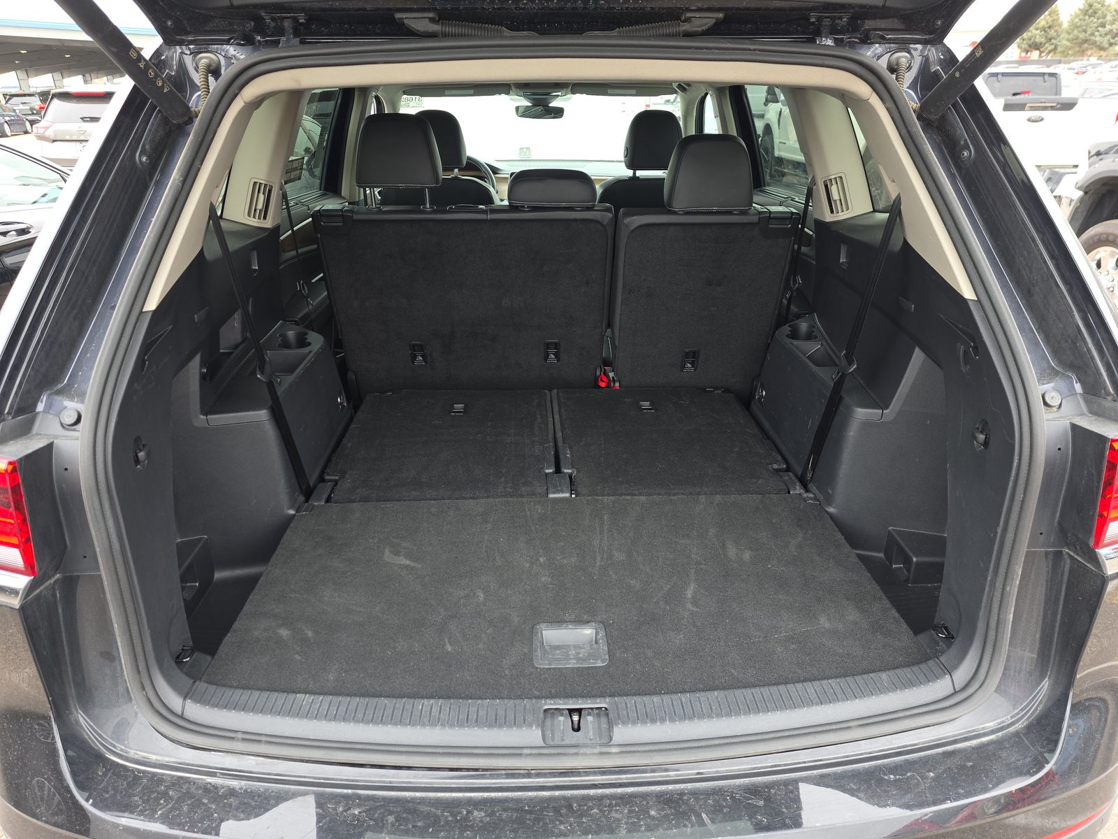 2025 Volkswagen Atlas 2.0T SE AWD