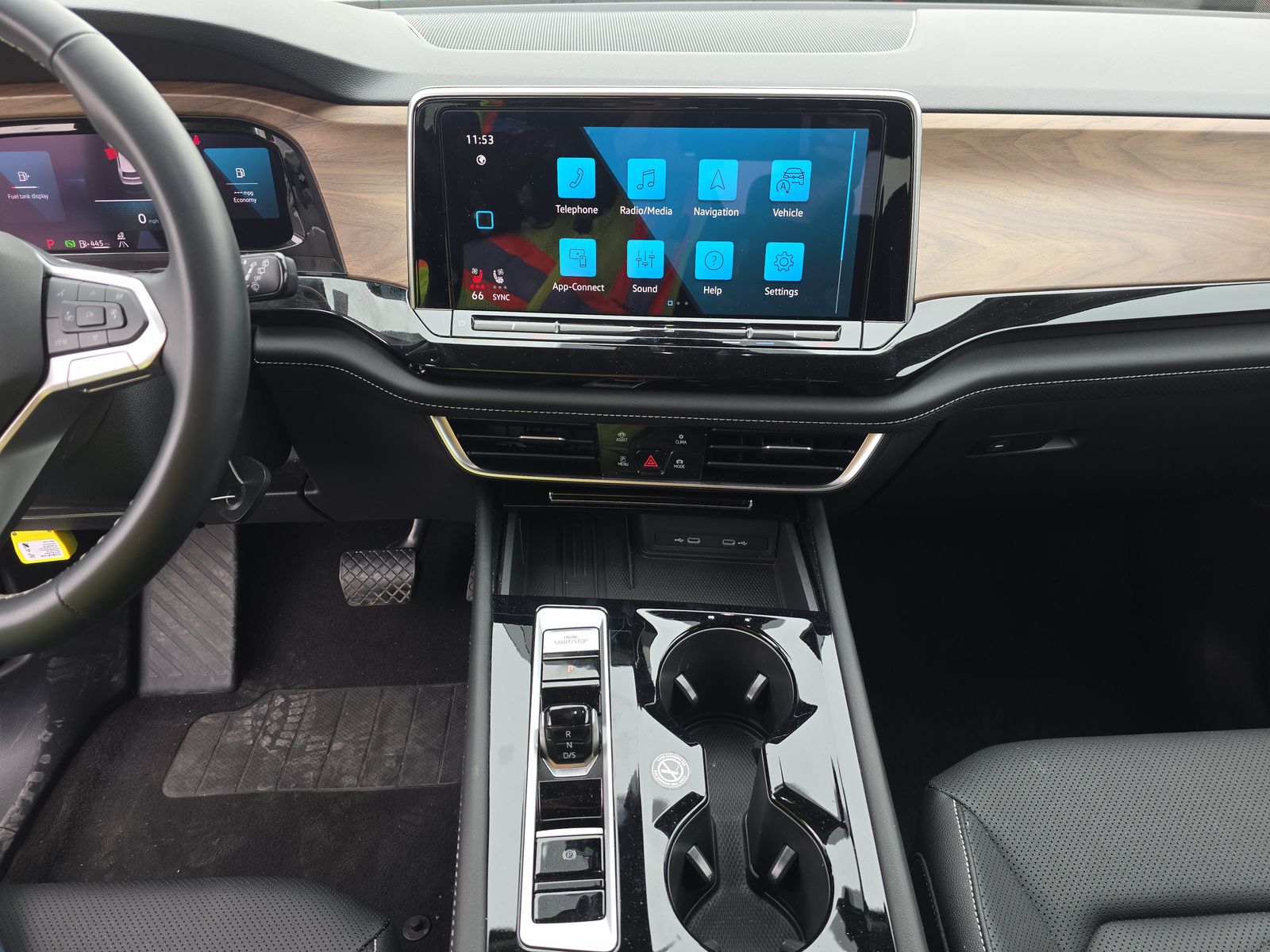 2025 Volkswagen Atlas 2.0T SE AWD