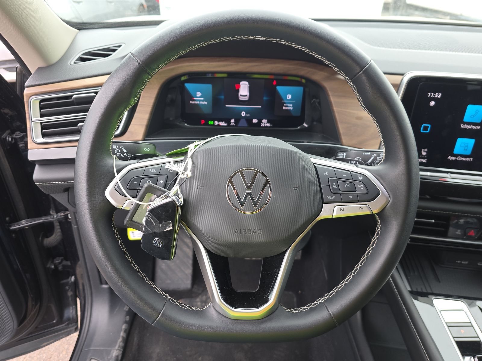 2025 Volkswagen Atlas 2.0T SE AWD