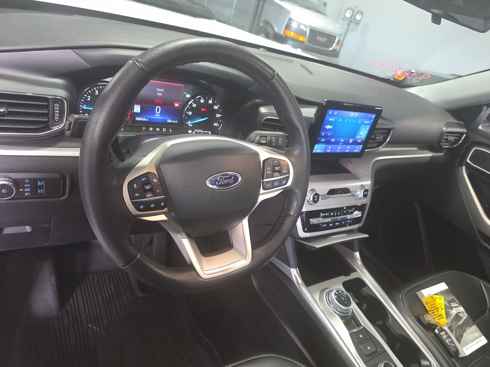 2023 Ford Explorer XLT AWD