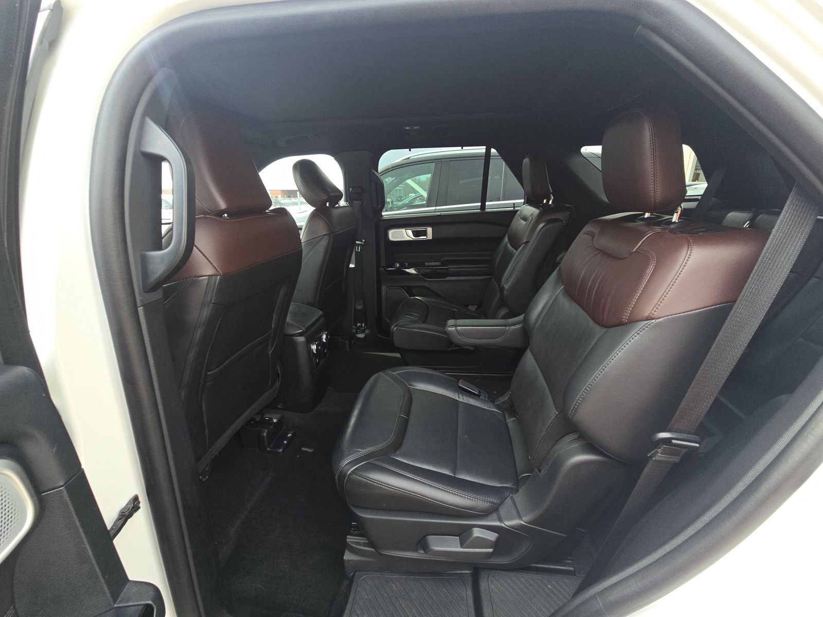 2022 Ford Explorer Platinum AWD