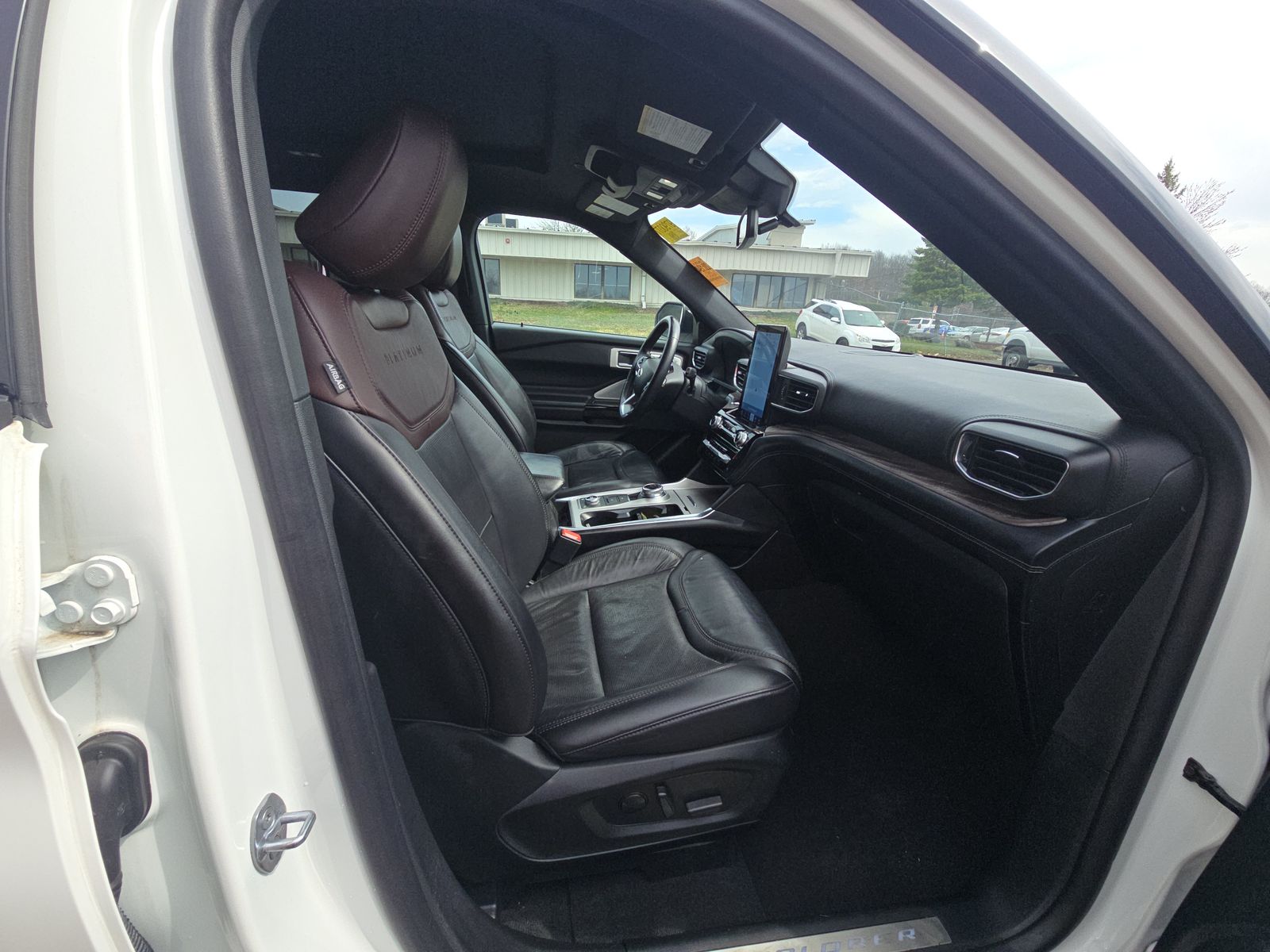 2022 Ford Explorer Platinum AWD