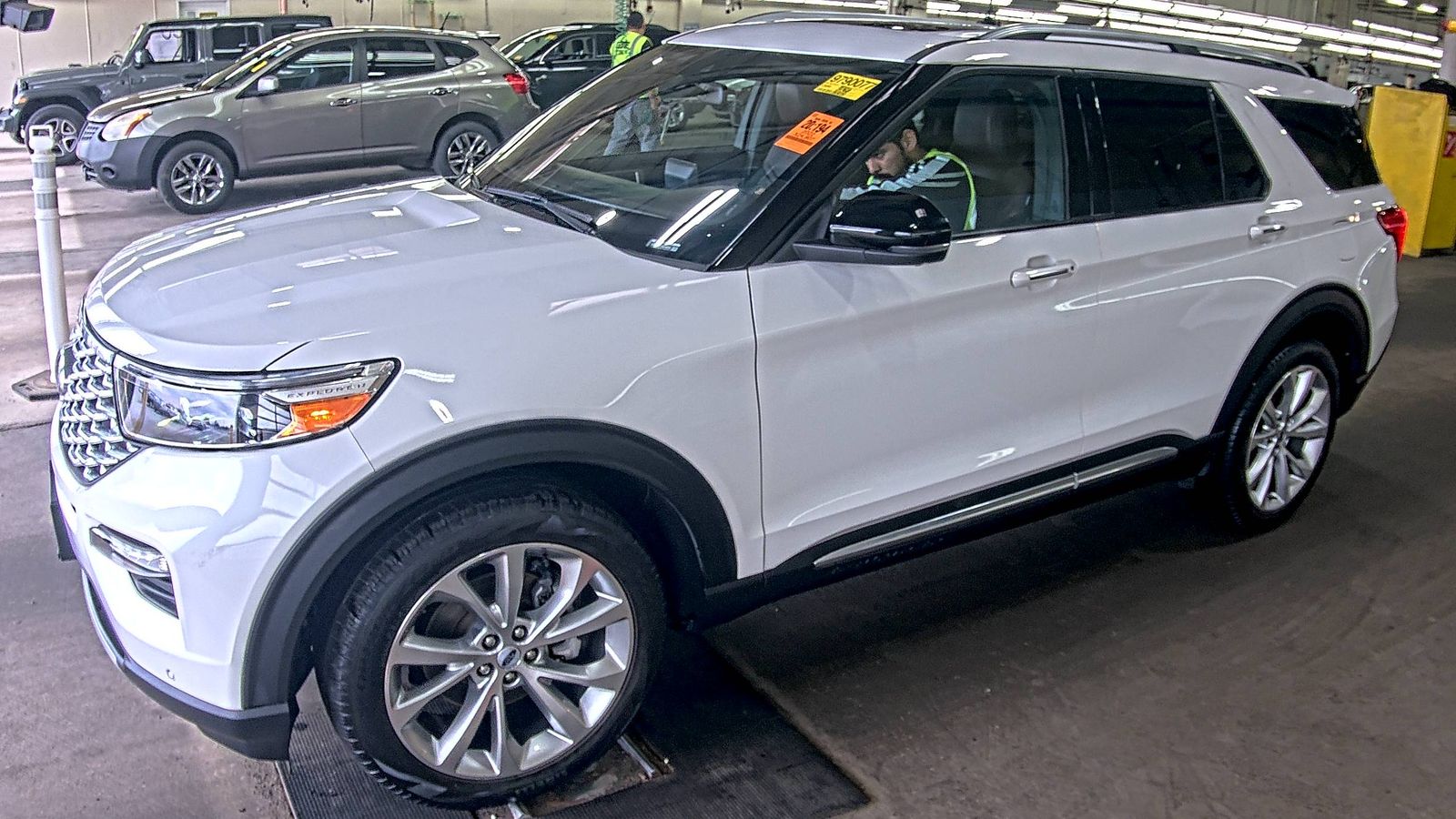 2022 Ford Explorer Platinum AWD