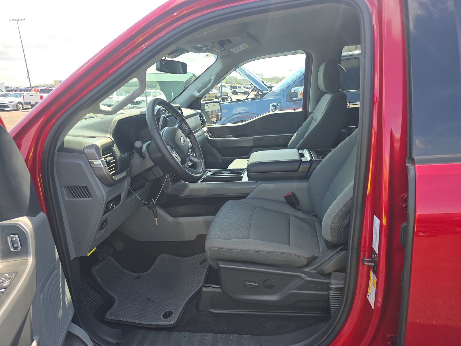 2024 Ford F-150 XLT FWD