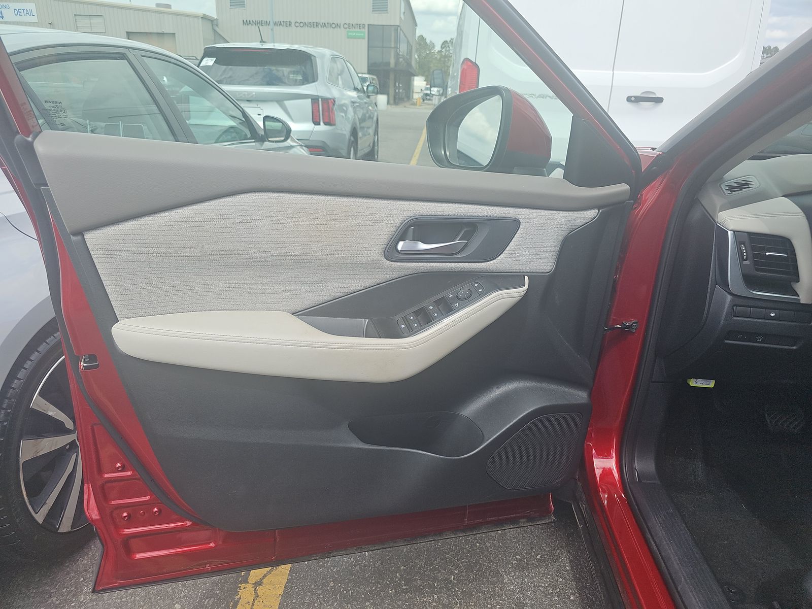 2023 Nissan Rogue SV FWD