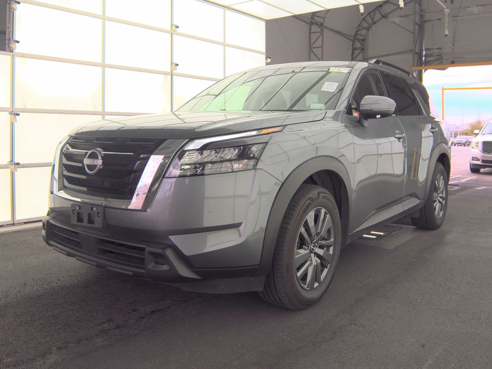 2025 Nissan Pathfinder SV FWD