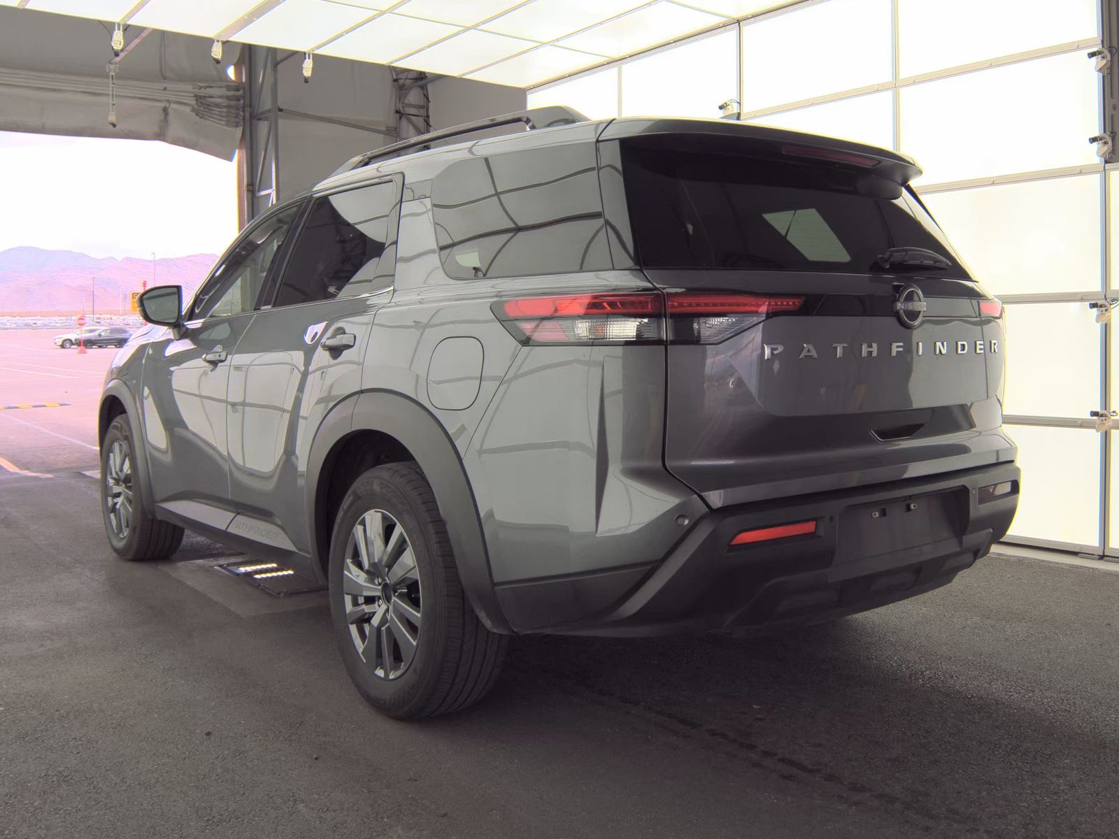 2025 Nissan Pathfinder SV FWD