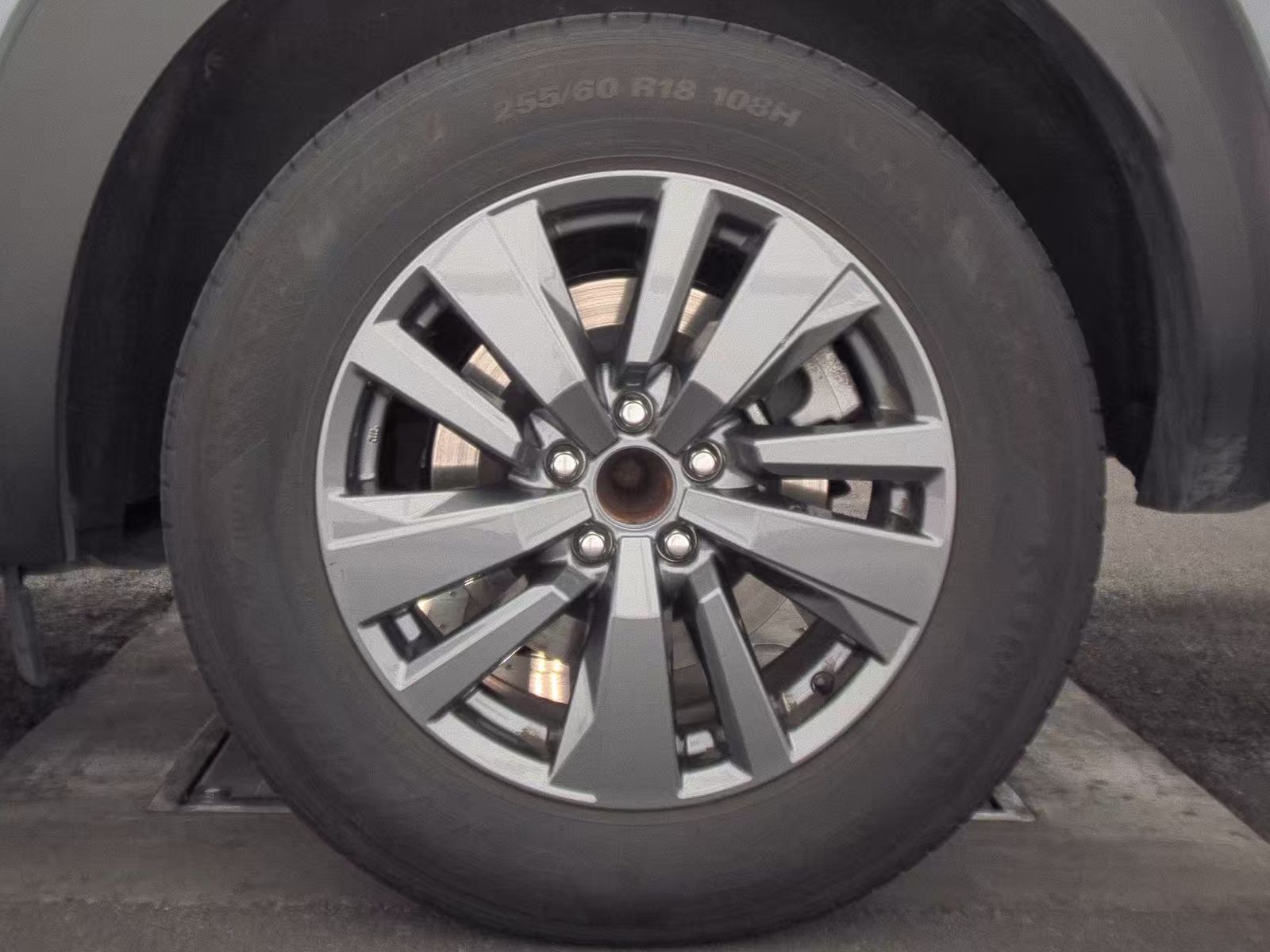 2025 Nissan Pathfinder SV FWD