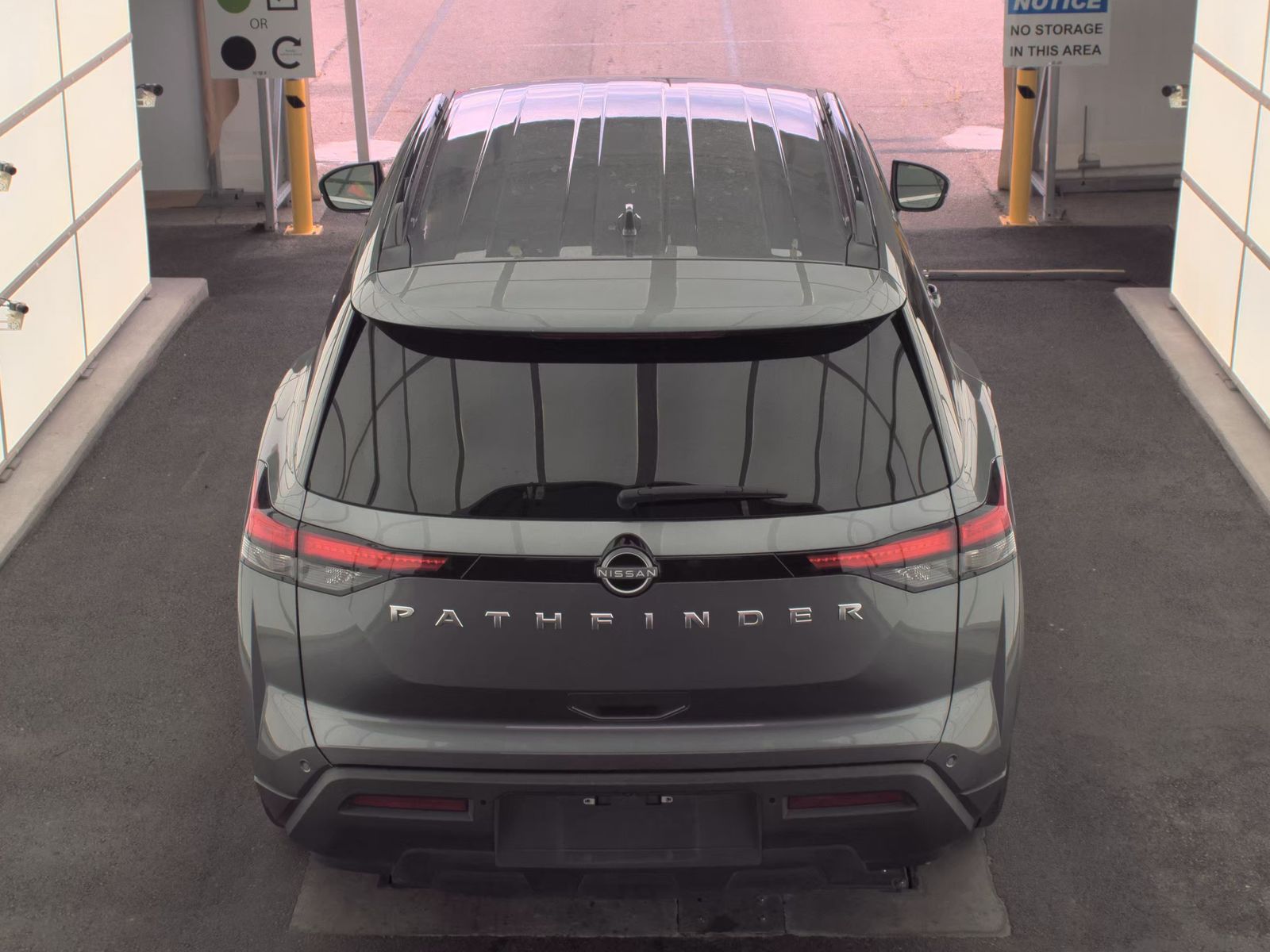 2025 Nissan Pathfinder SV FWD