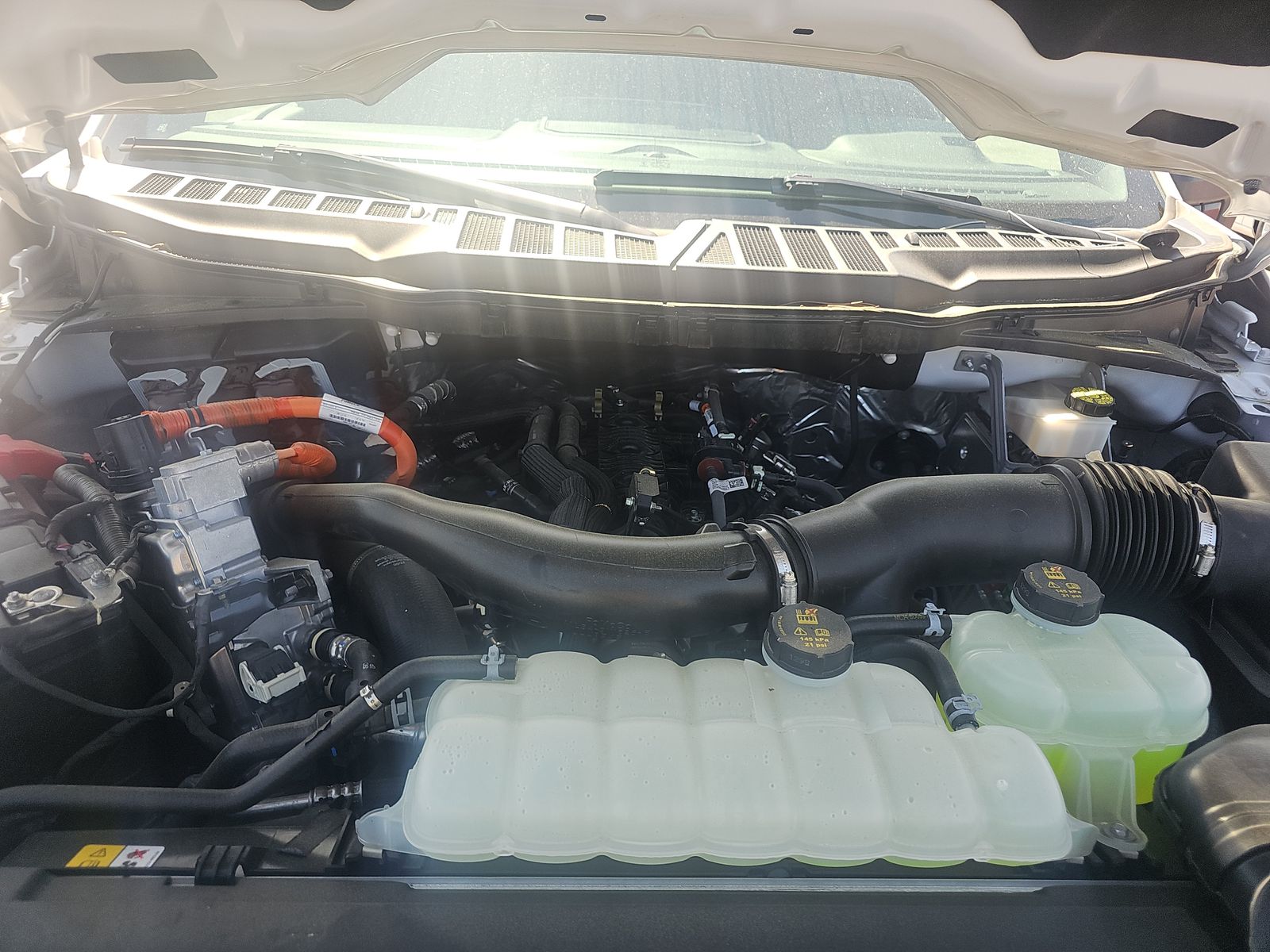 2024 Ford F-150 Hybrid XLT AWD