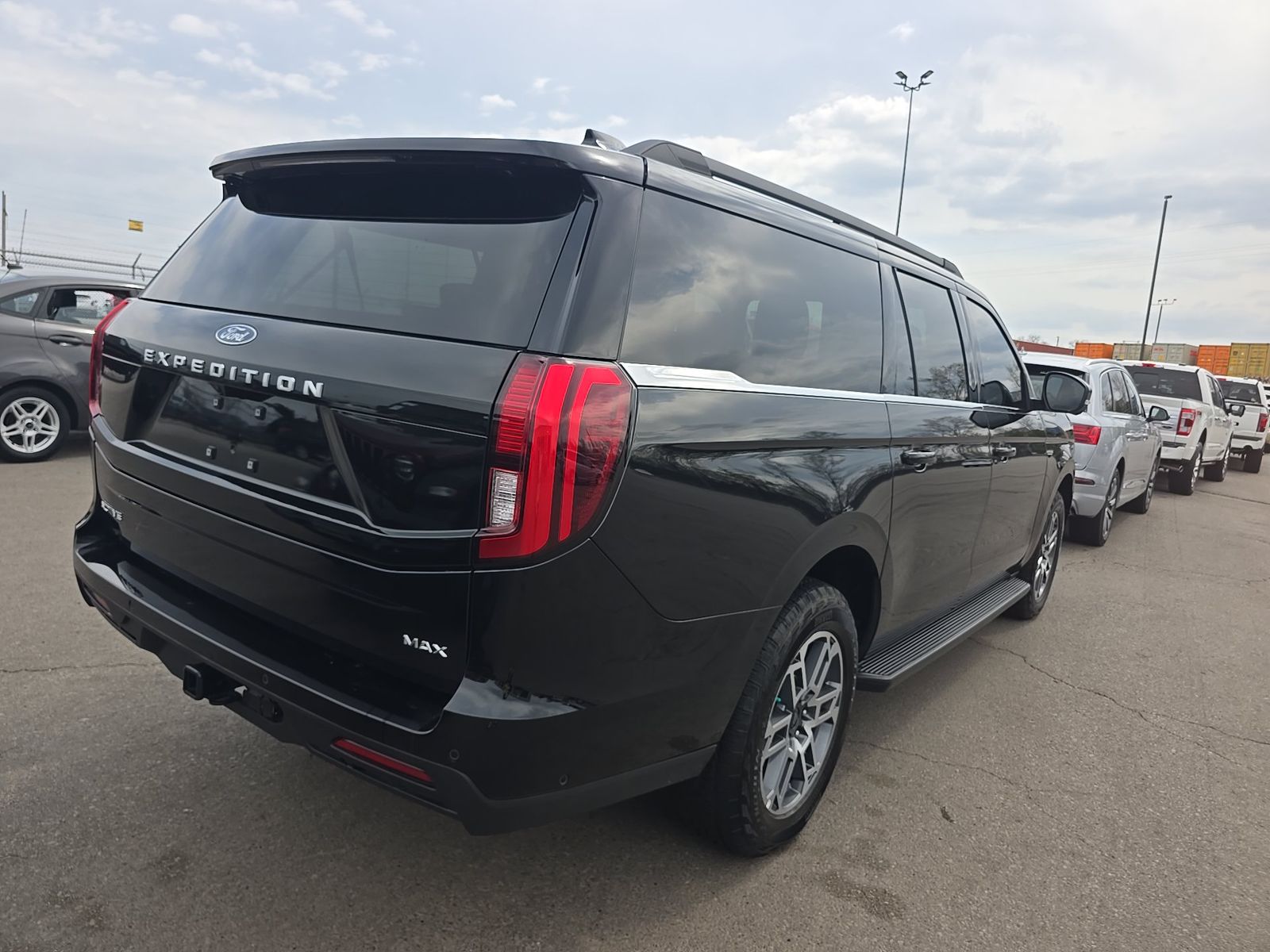 FORD EXPEDITION MAX - 5