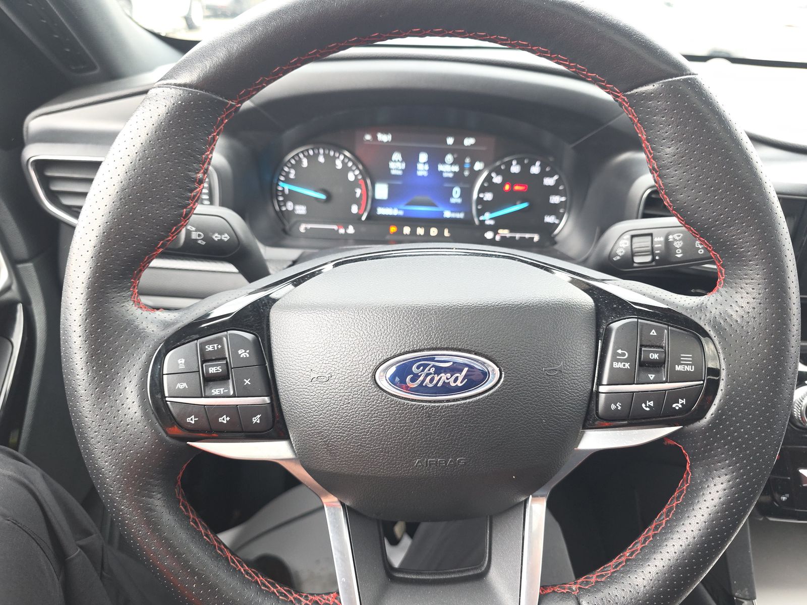 2023 Ford Explorer ST-Line AWD