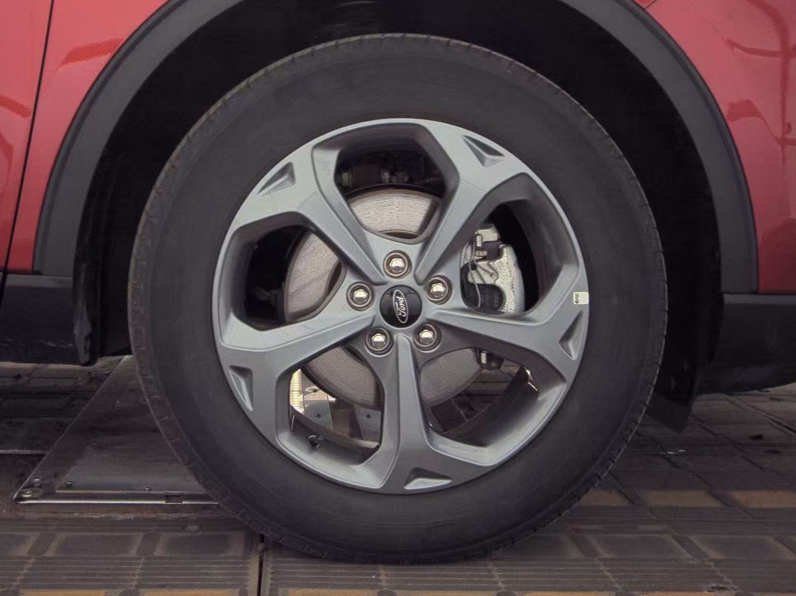 2025 Ford Escape ST-Line AWD