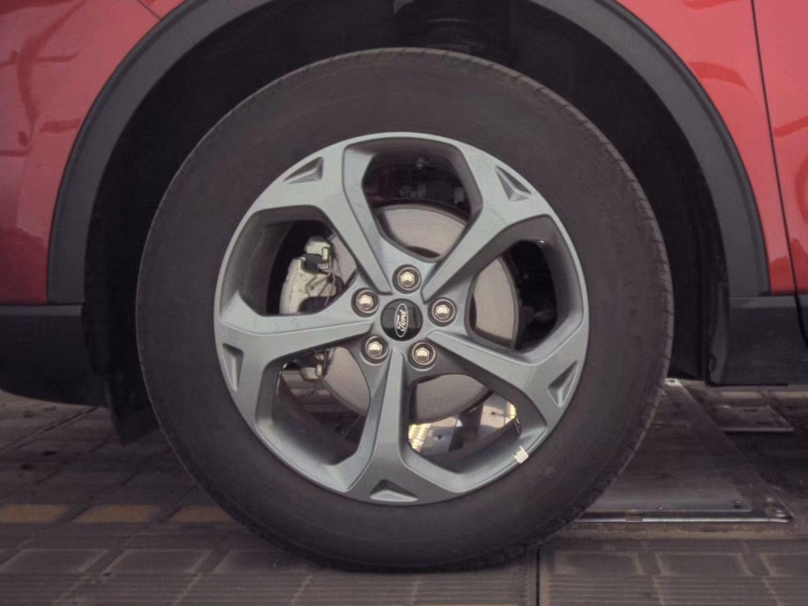 2025 Ford Escape ST-Line AWD