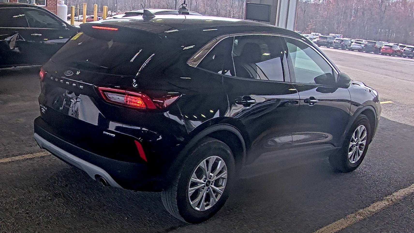 FORD ESCAPE - 5