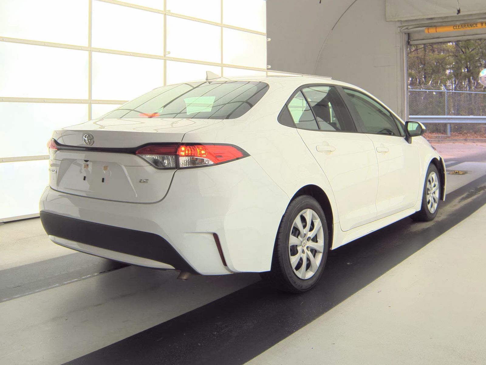 2022 Toyota Corolla LE FWD