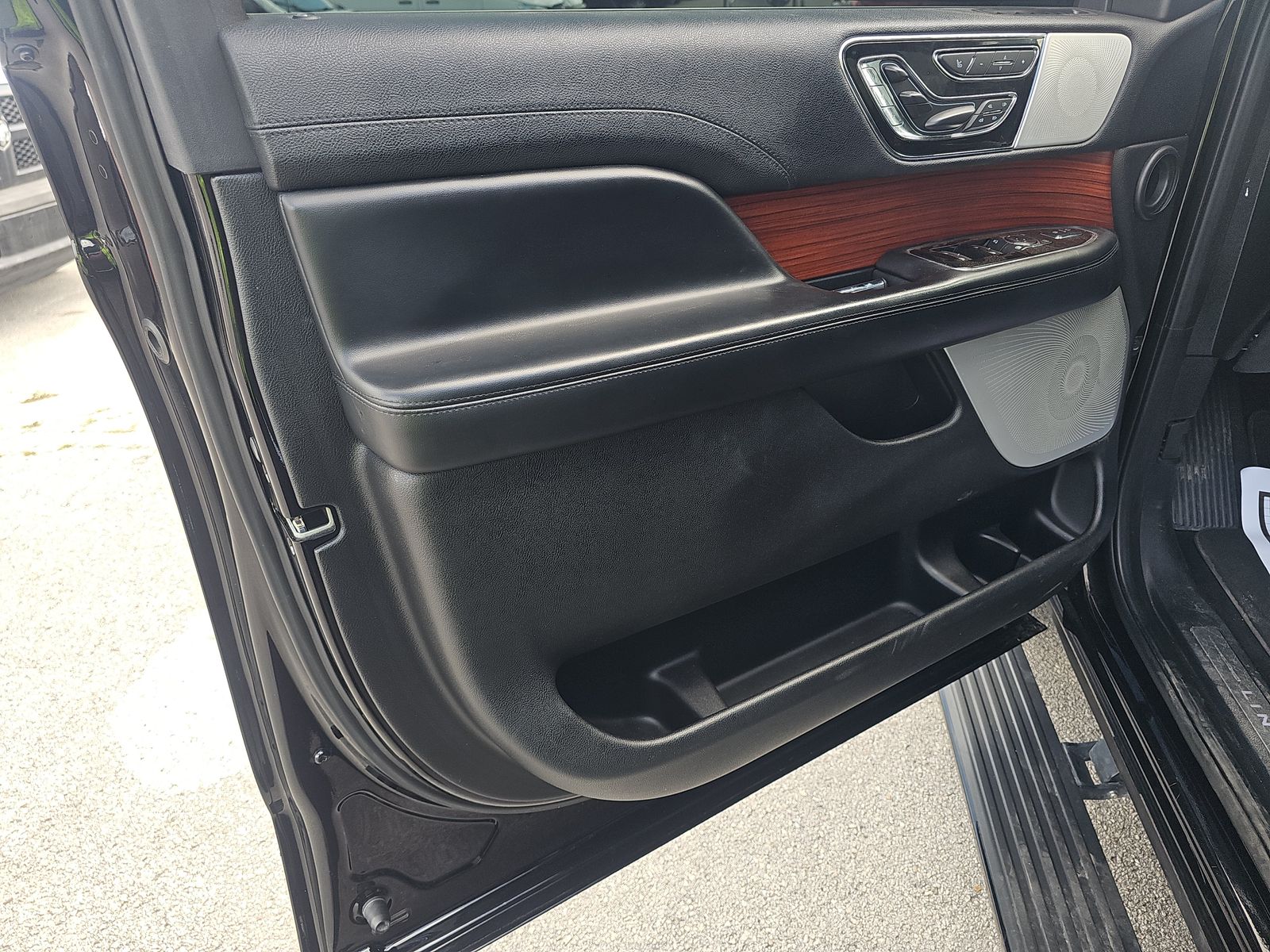 2020 Lincoln Navigator Reserve RWD