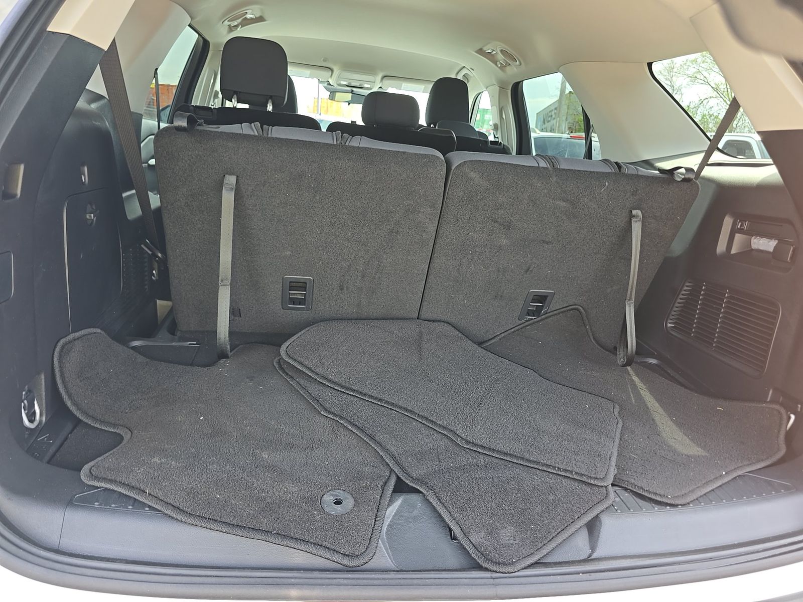 2025 Ford Explorer Active AWD