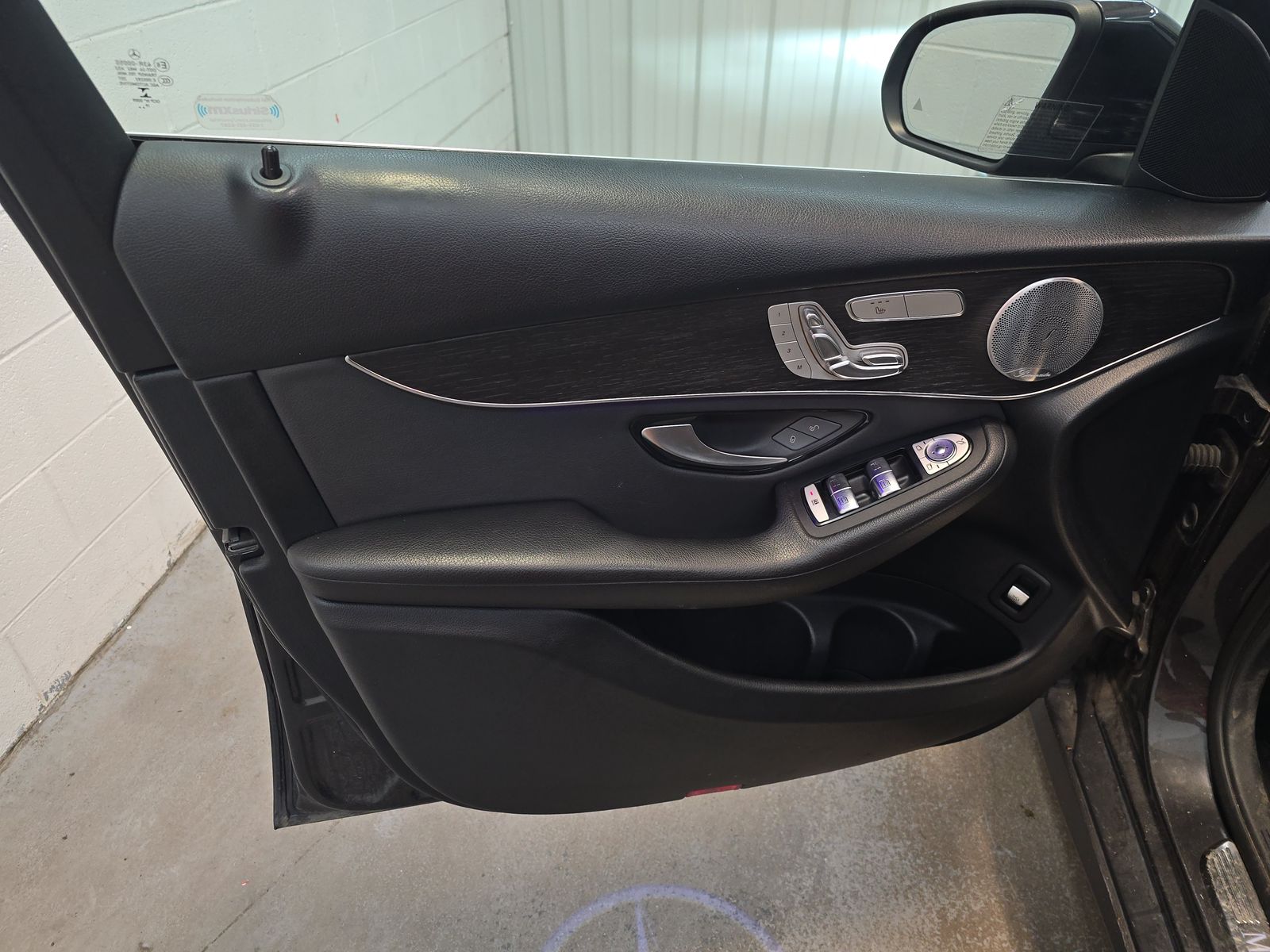 MERCEDES-BENZ GLC-CLASS - 10