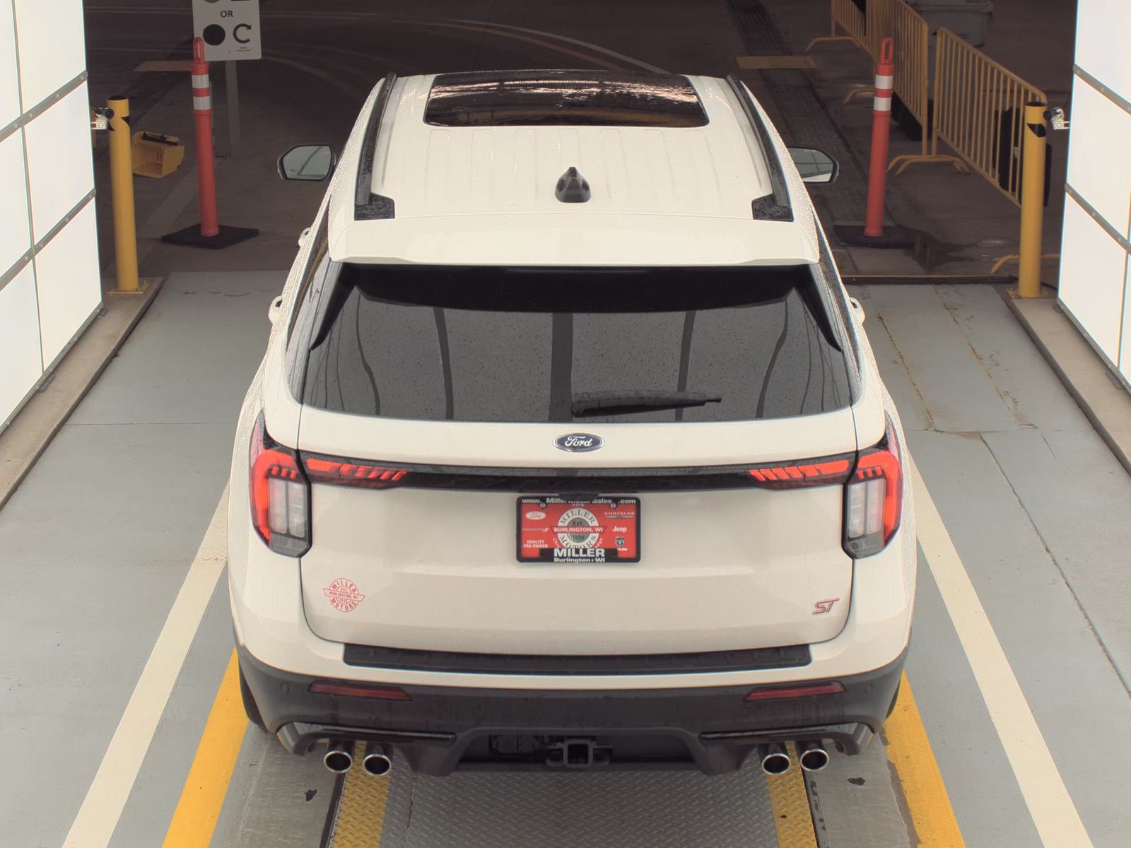 2025 Ford Explorer ST AWD