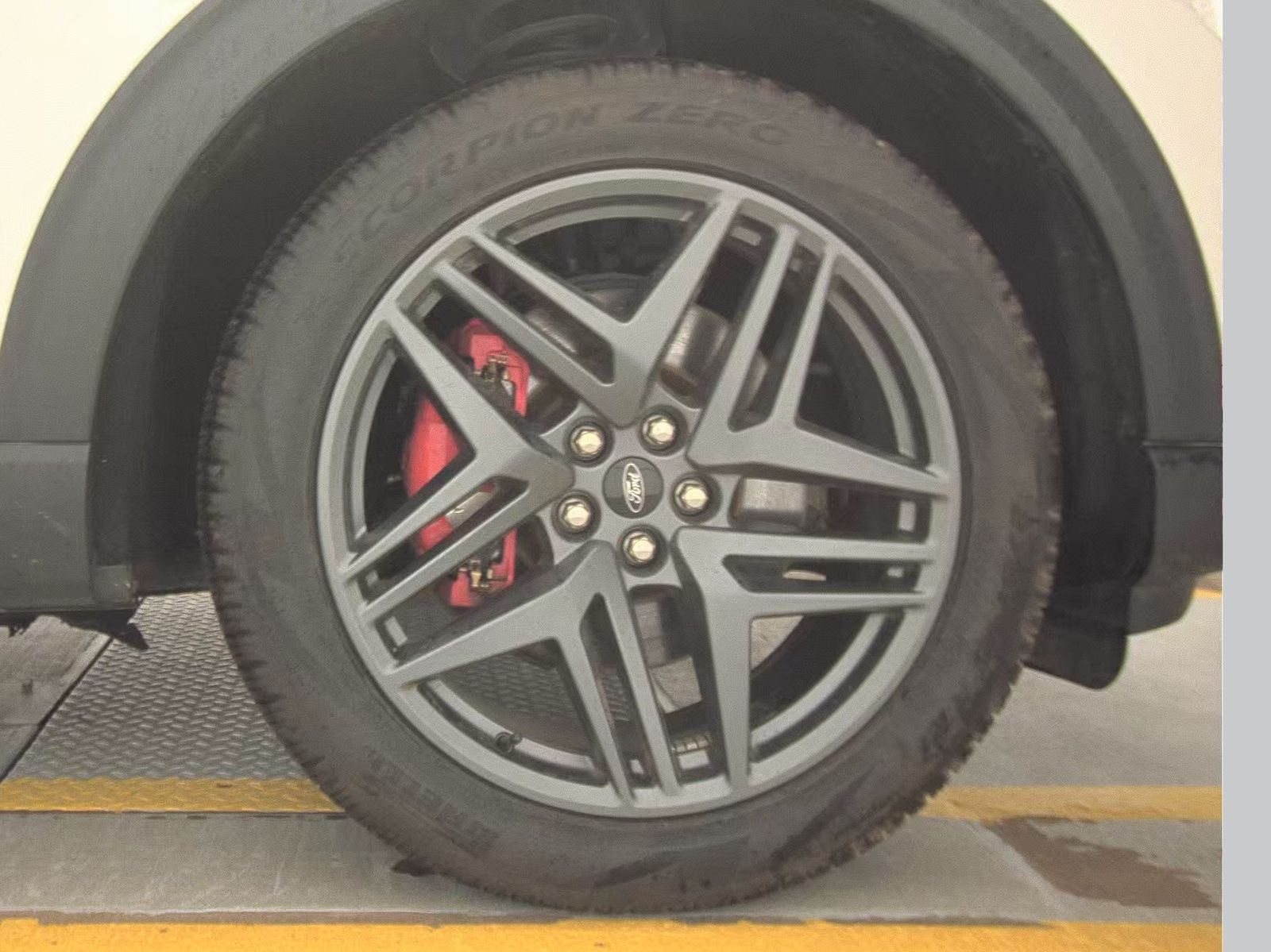 2025 Ford Explorer ST AWD