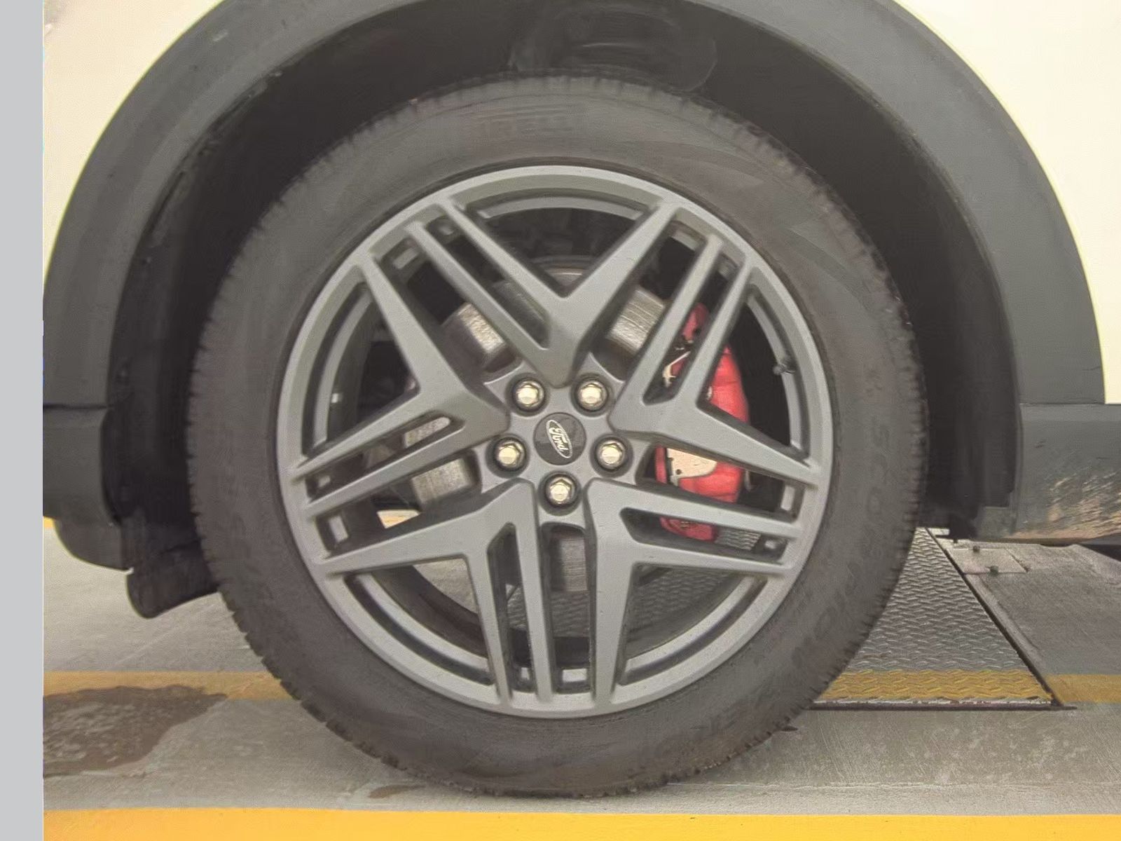 2025 Ford Explorer ST AWD