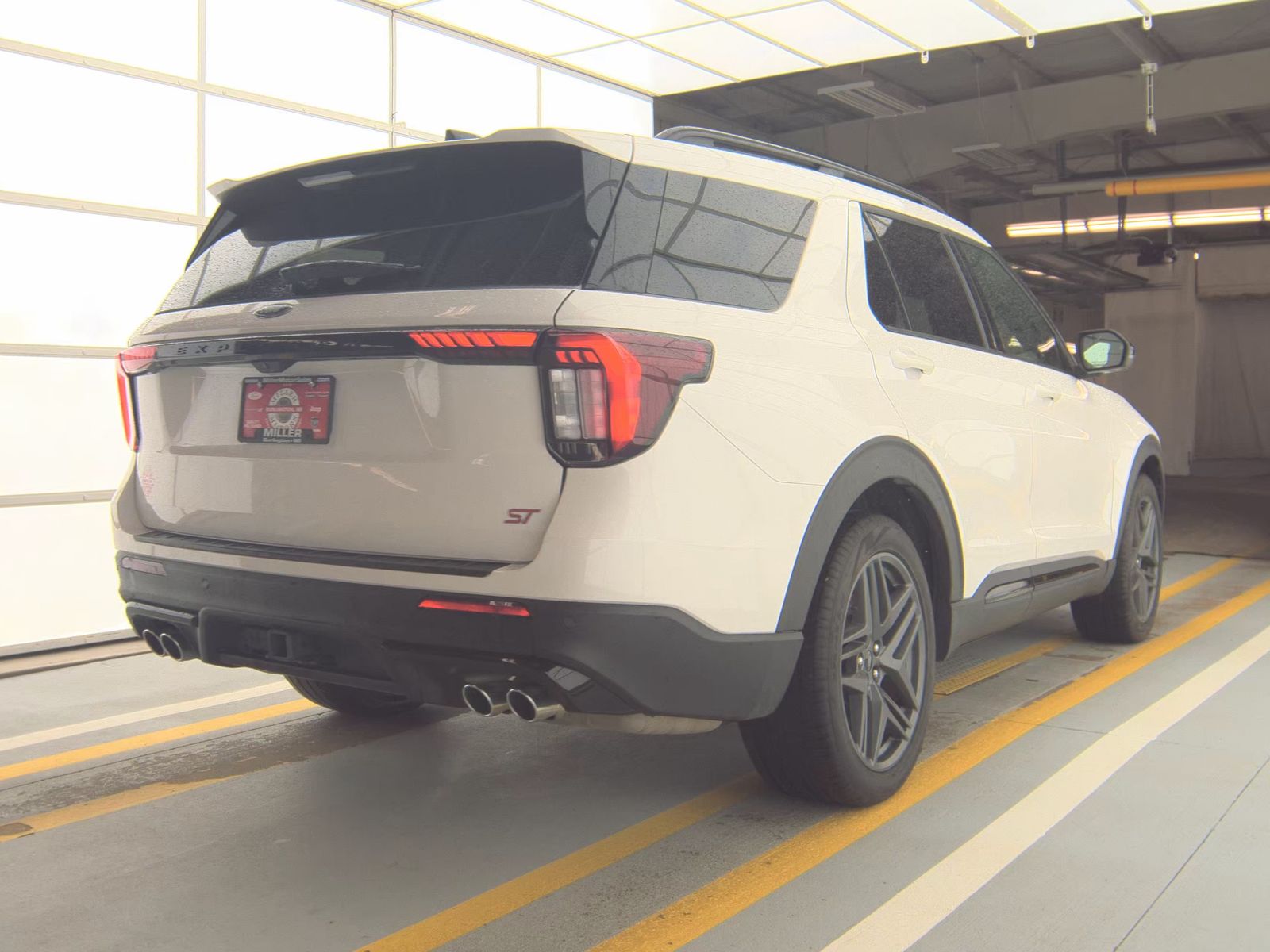 2025 Ford Explorer ST AWD