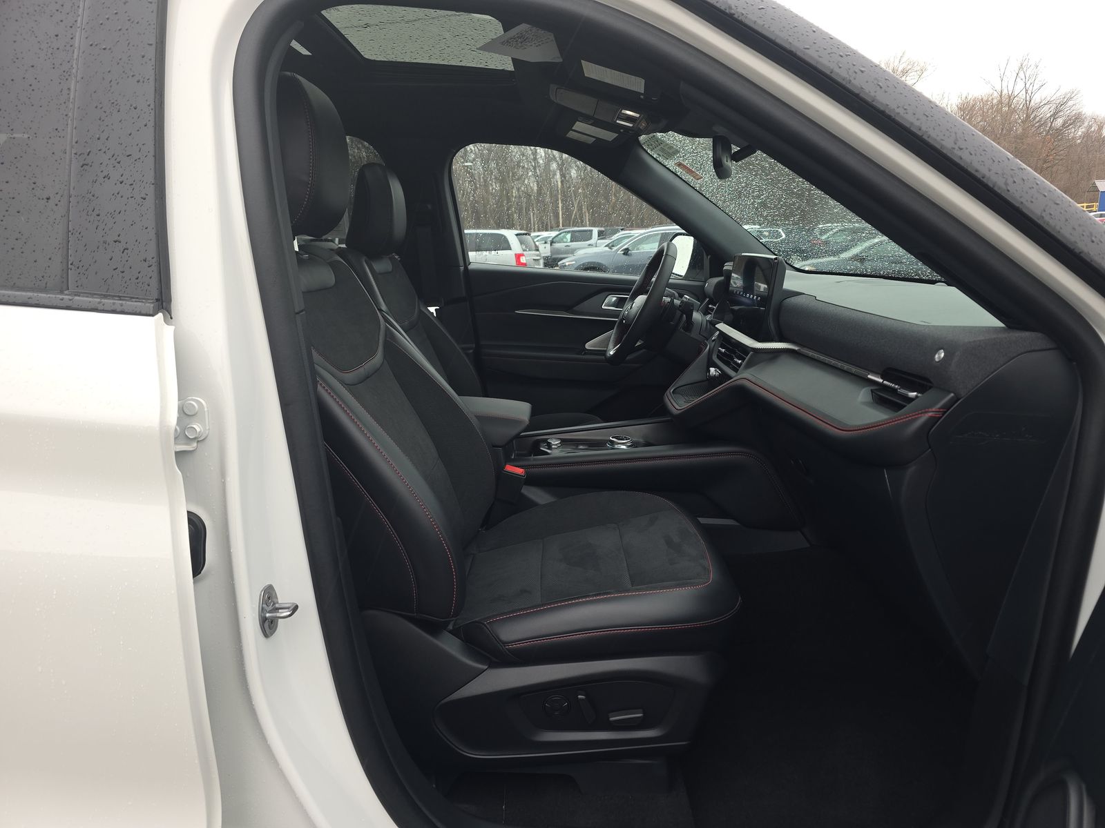 2025 Ford Explorer ST AWD