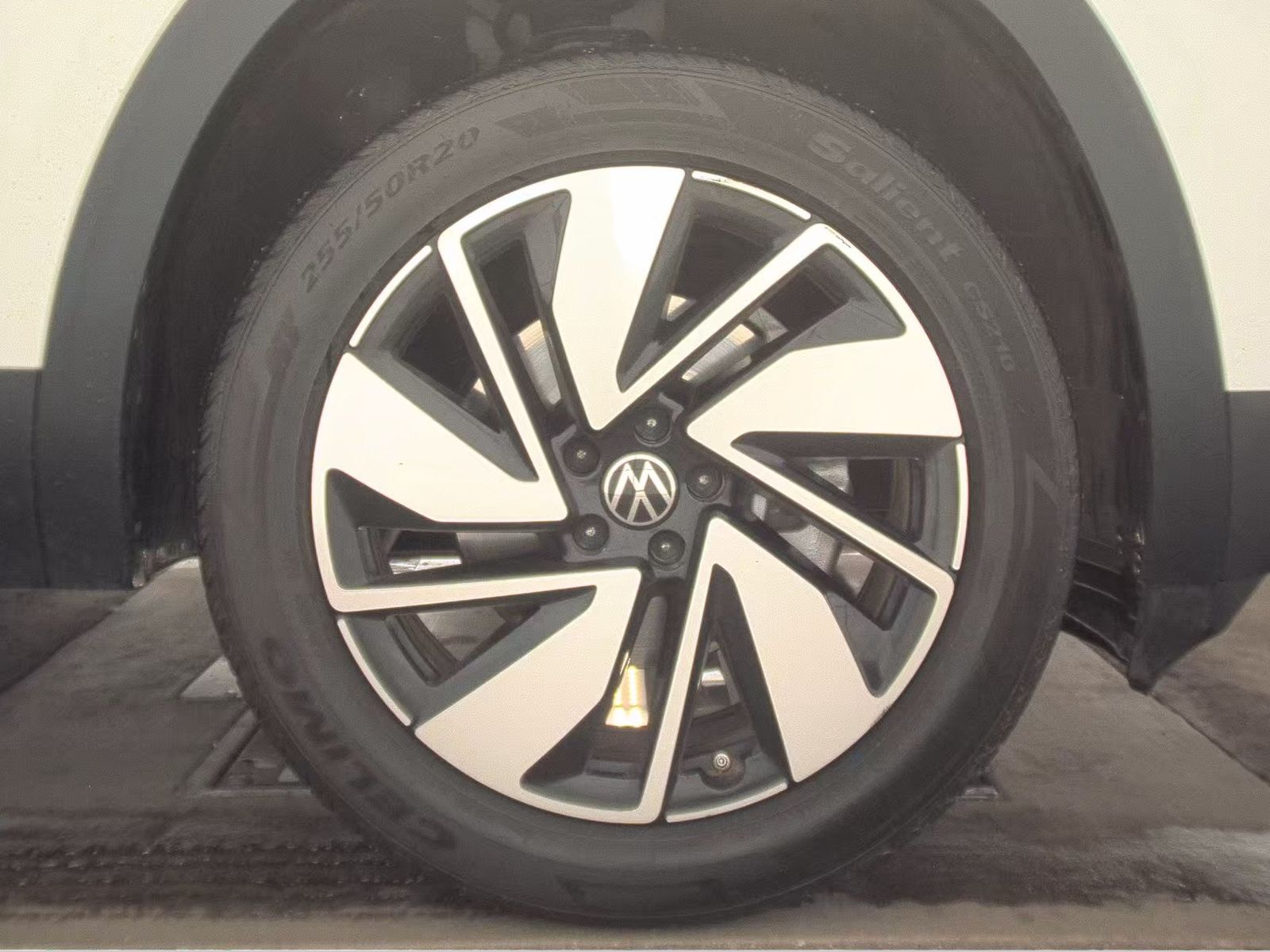 2024 Volkswagen Atlas 2.0T SE FWD