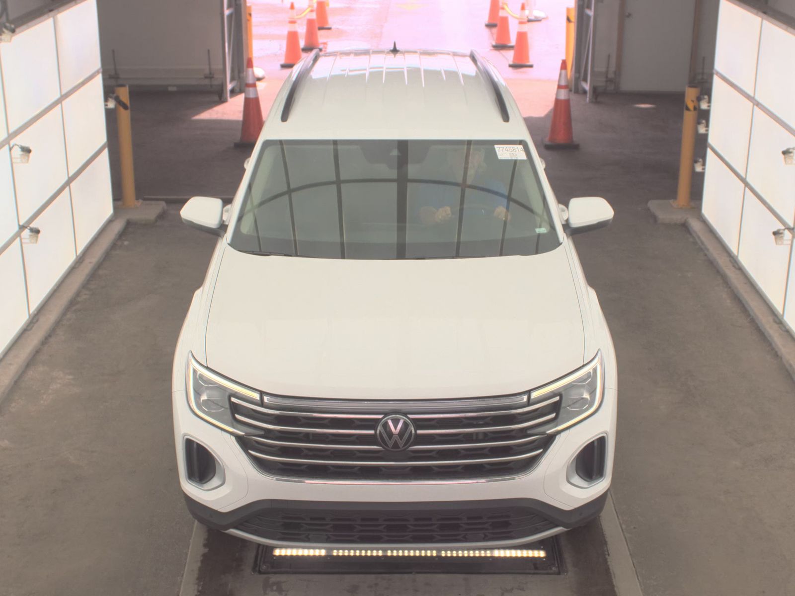 2024 Volkswagen Atlas 2.0T SE FWD