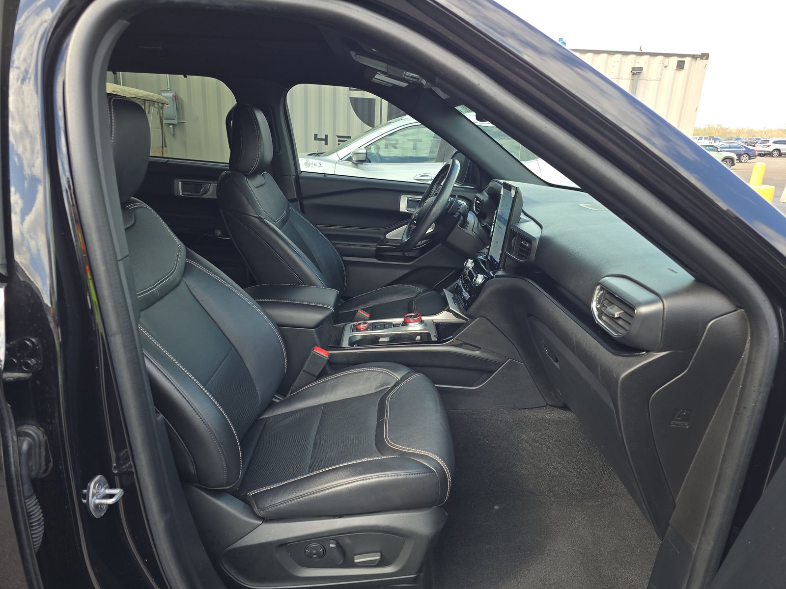 2022 Ford Explorer ST AWD