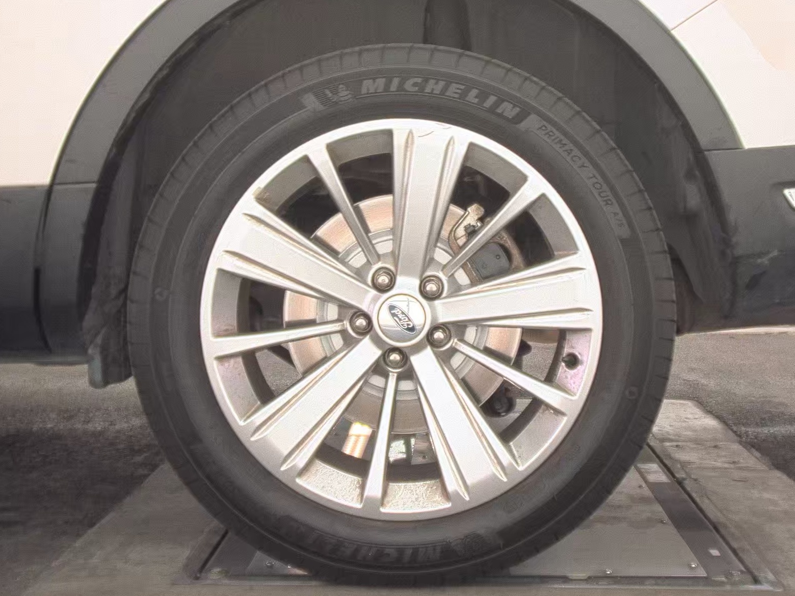 2019 Ford Explorer Limited FWD