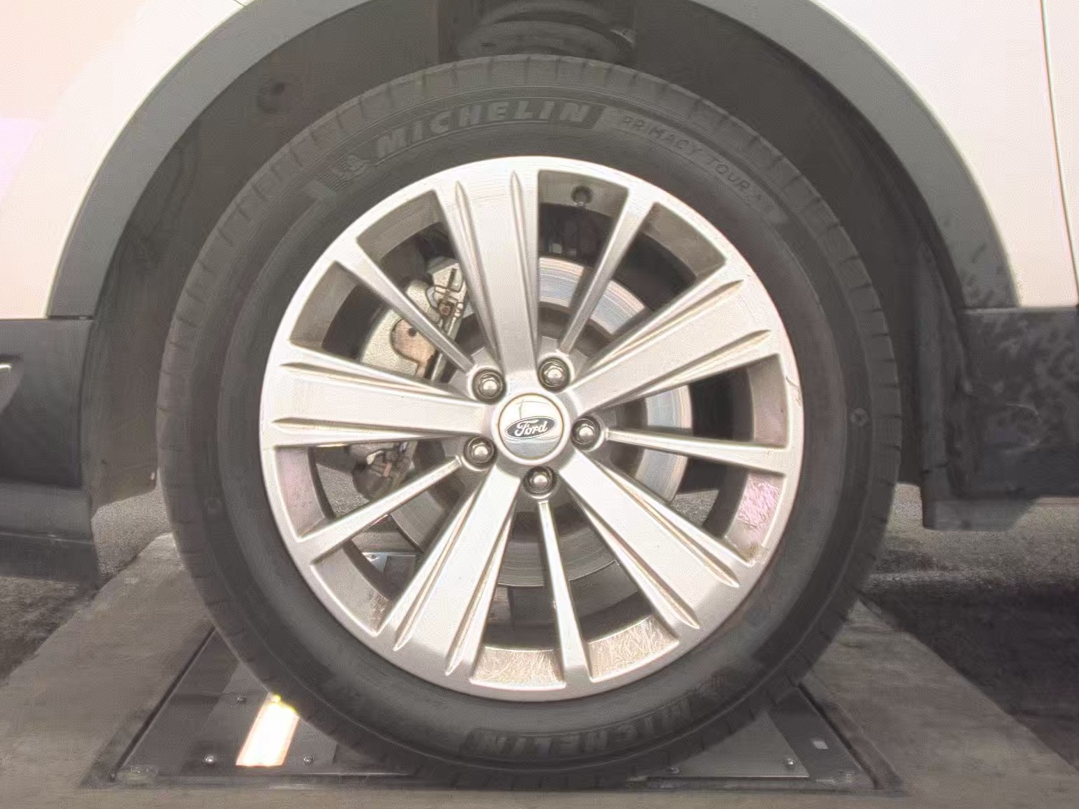 2019 Ford Explorer Limited FWD