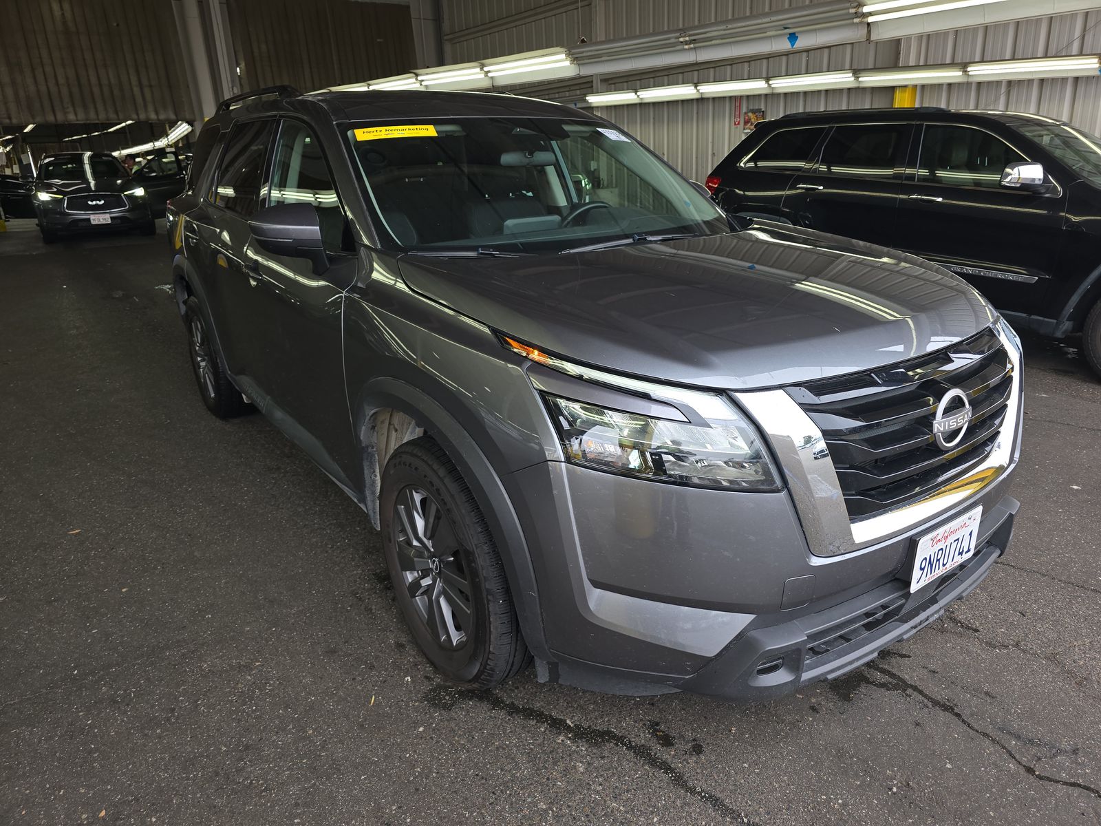 2025 Nissan Pathfinder SV AWD