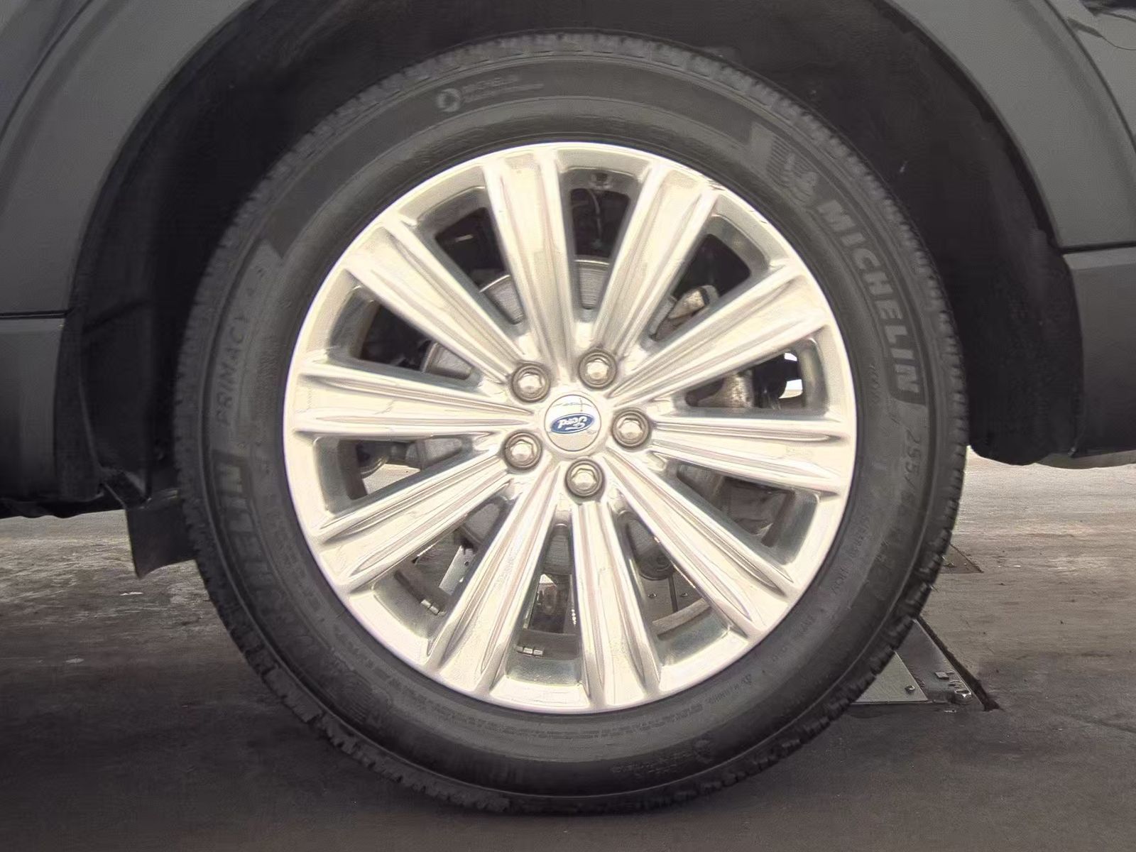 2025 Ford Explorer Platinum AWD