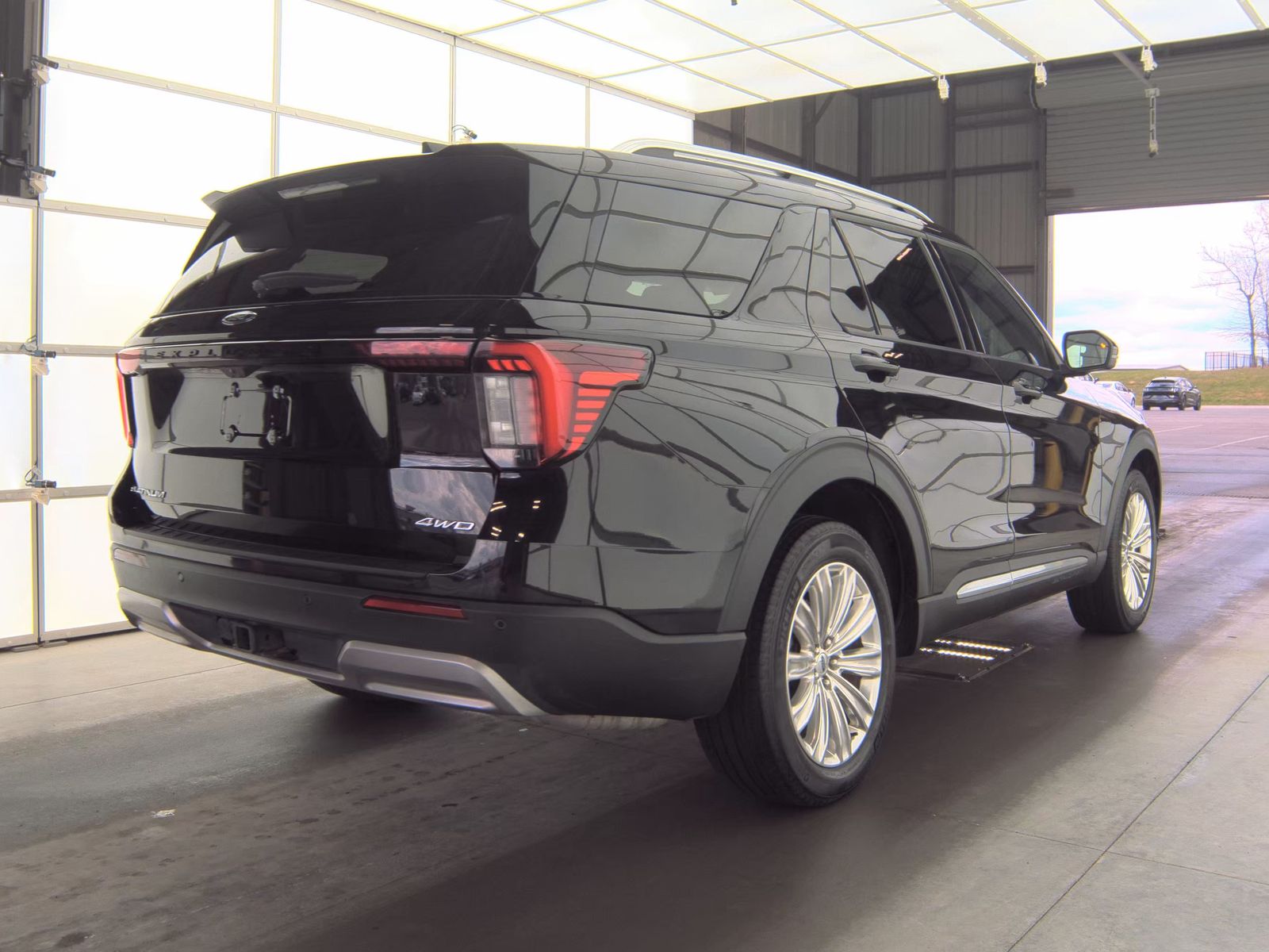 2025 Ford Explorer Platinum AWD