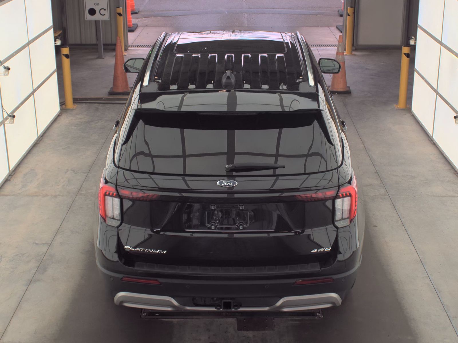 2025 Ford Explorer Platinum AWD