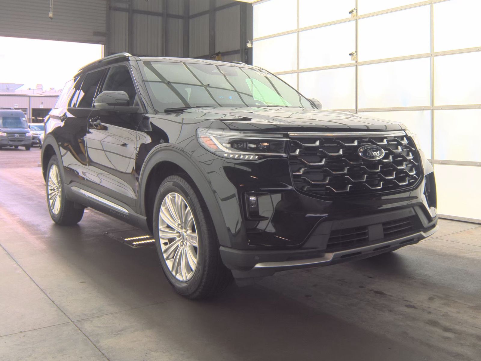 2025 Ford Explorer Platinum AWD