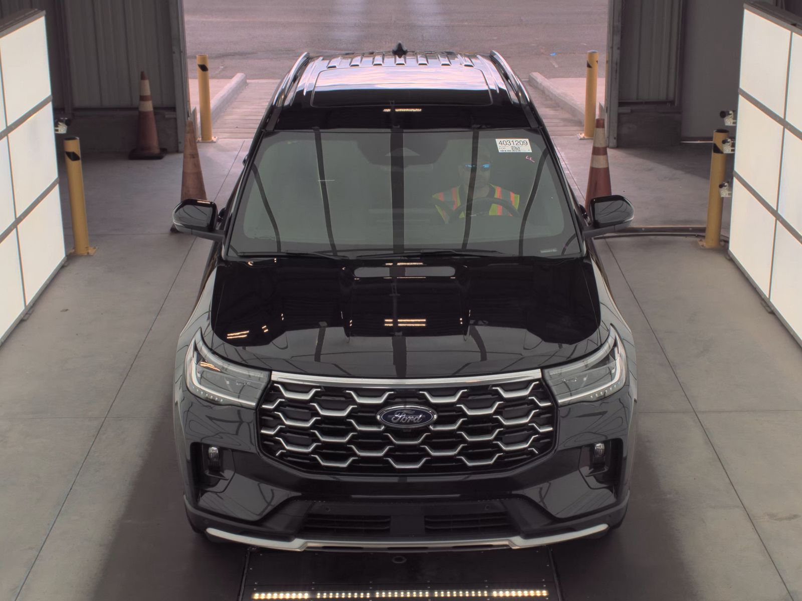 2025 Ford Explorer Platinum AWD