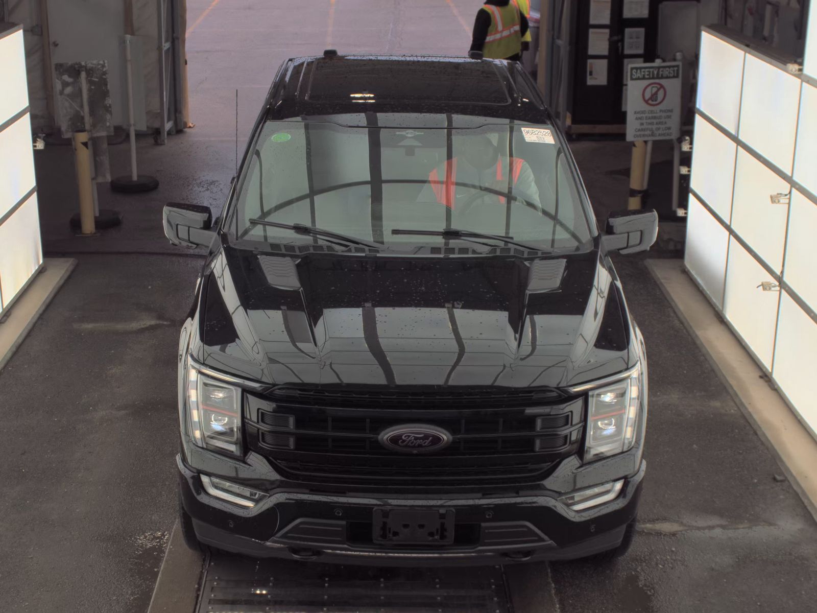 2023 Ford F-150 Platinum AWD