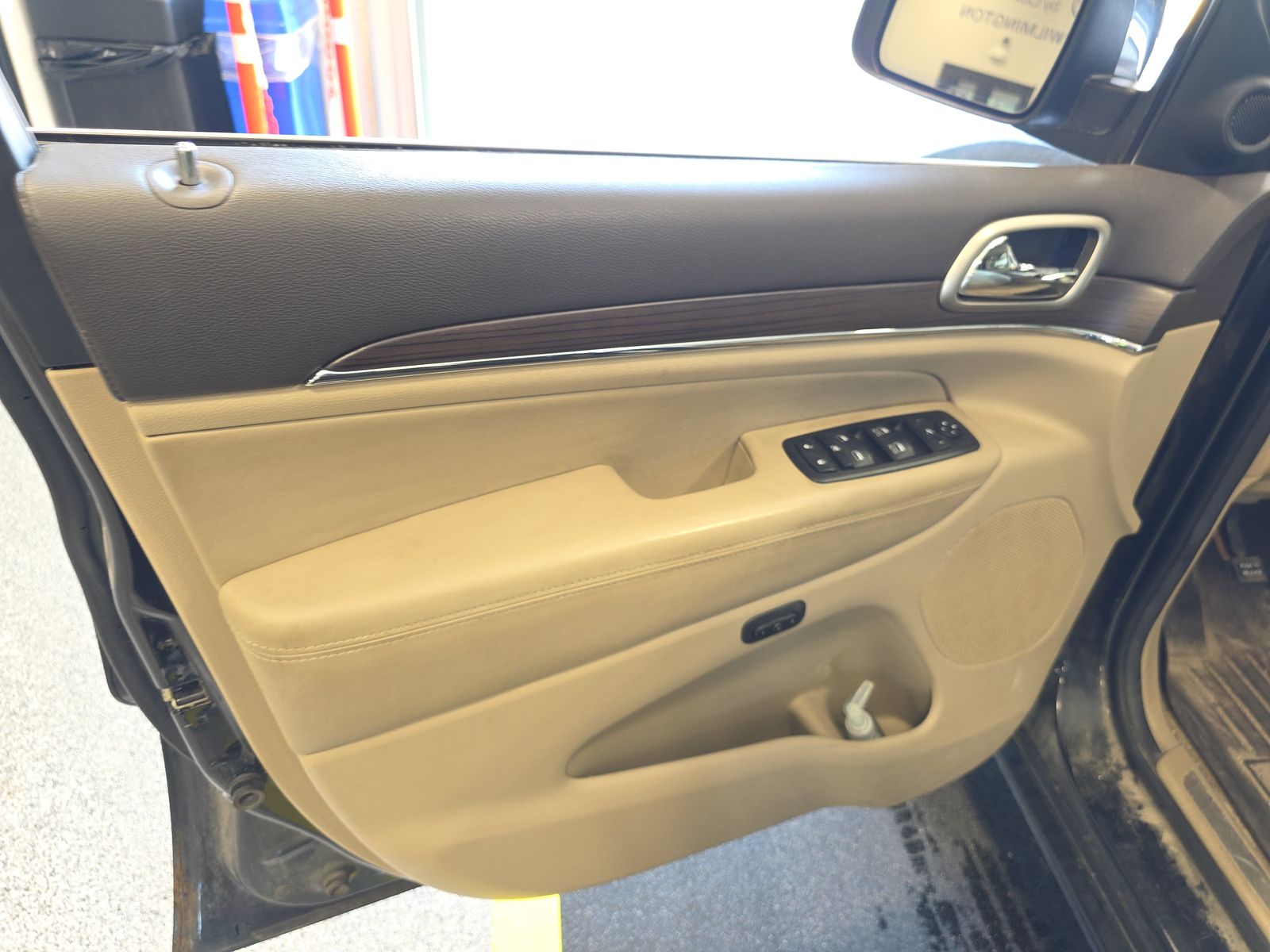 JEEP GRAND CHEROKEE - 10