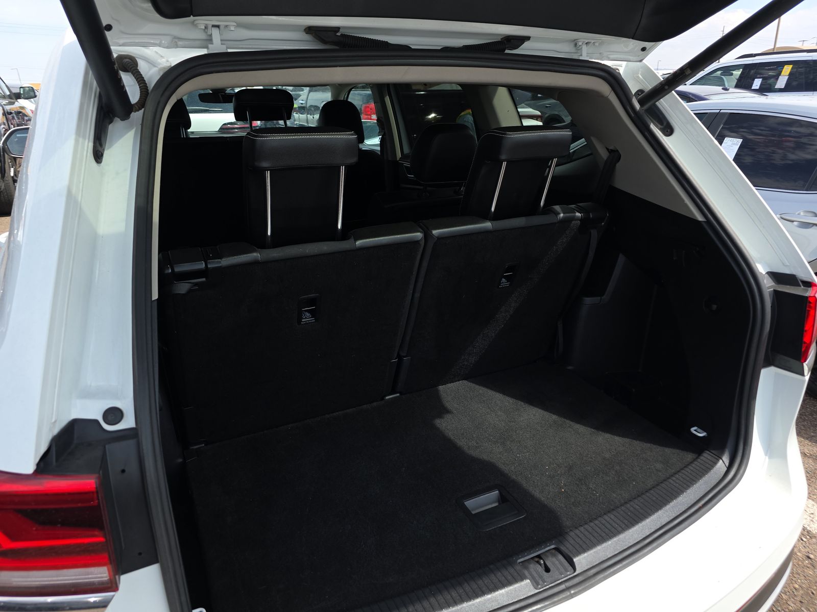 2024 Volkswagen Atlas 2.0T SE FWD